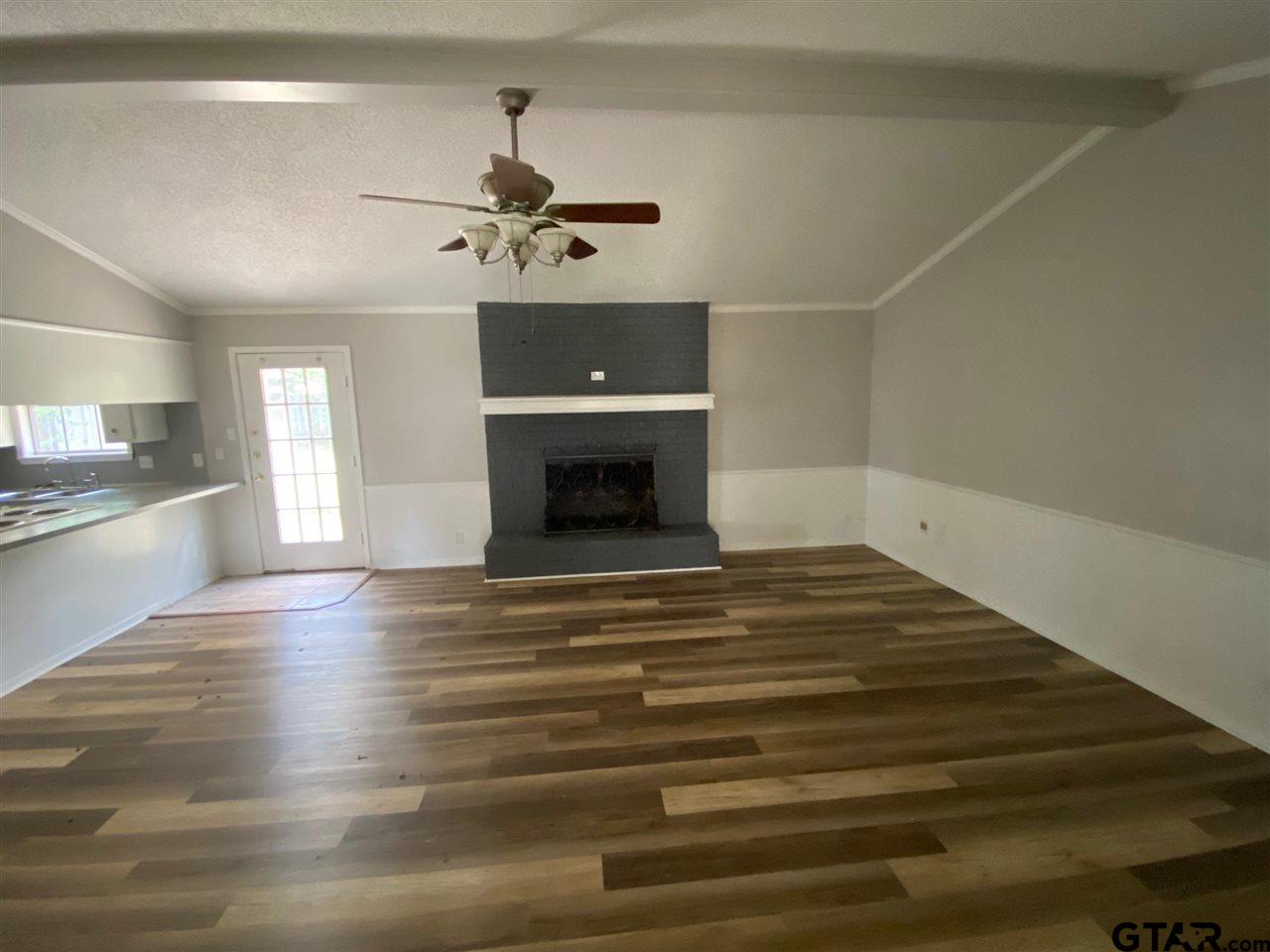 1617 Alamo Property Photo 6