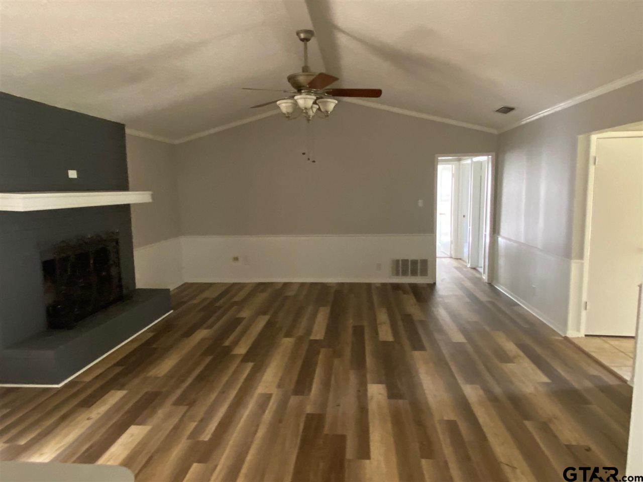 1617 Alamo Property Photo 8