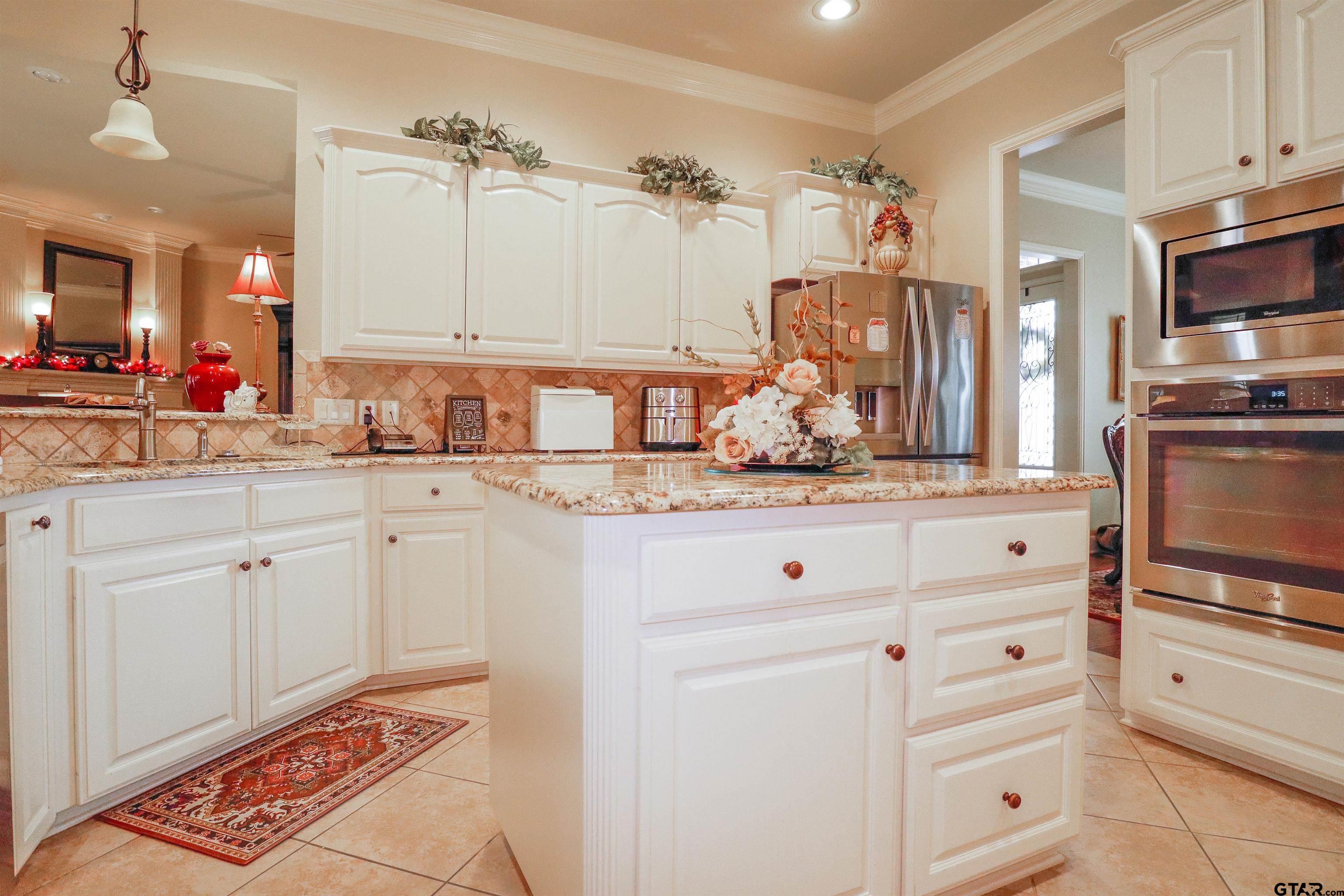 1303 Fairfield Lane Property Photo 13