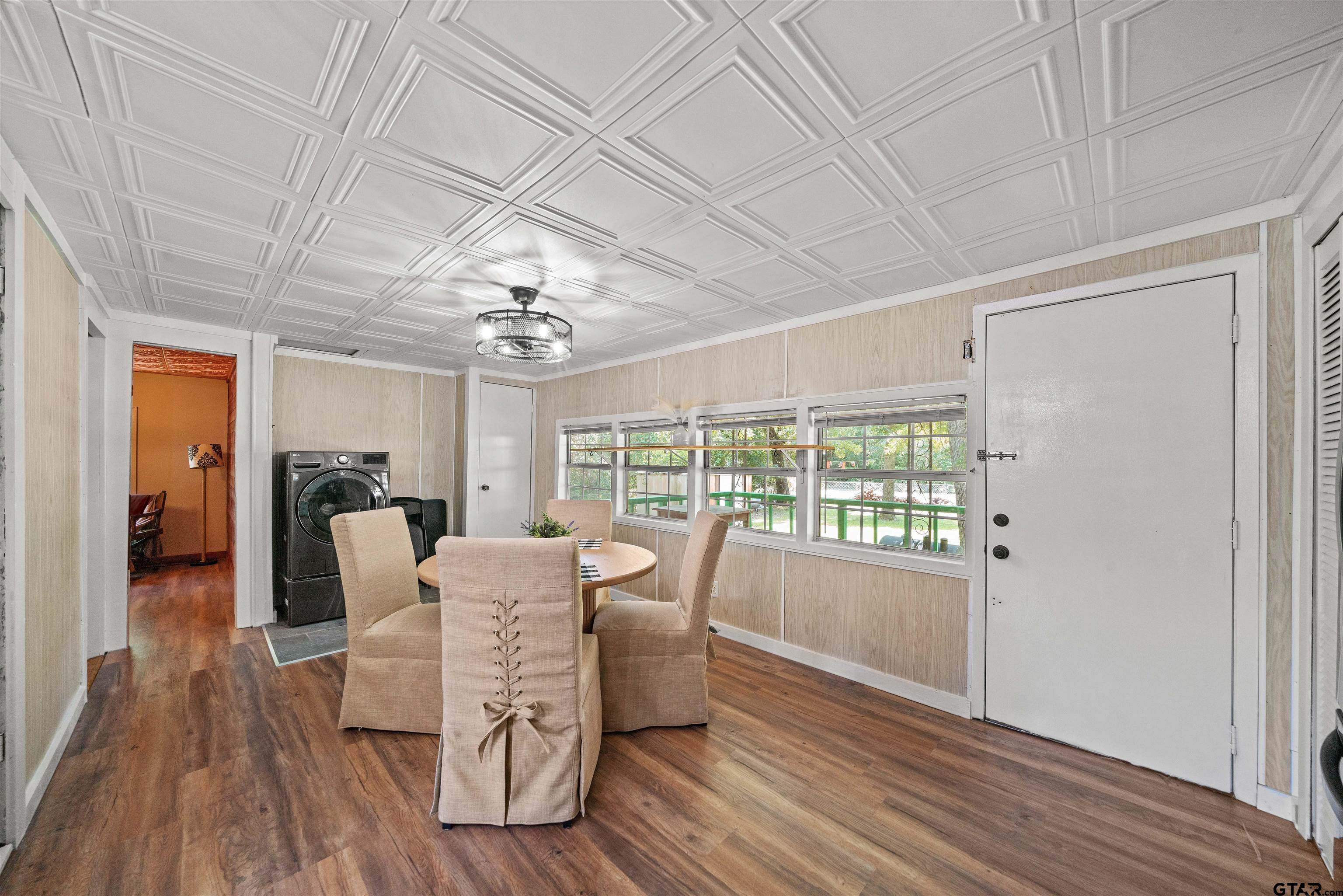 21622 Ravenwood Dr. Property Photo 17