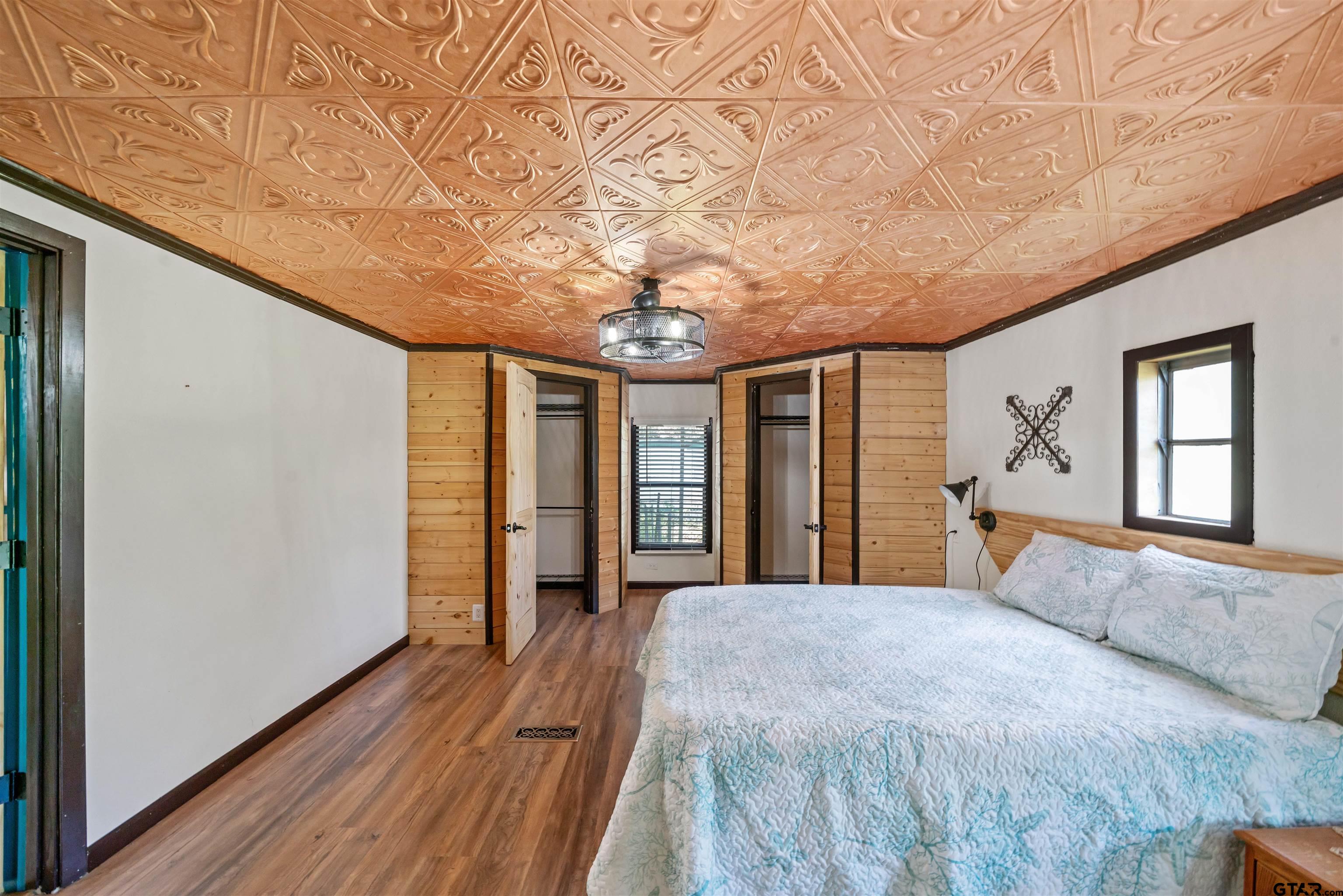 21622 Ravenwood Dr. Property Photo 19