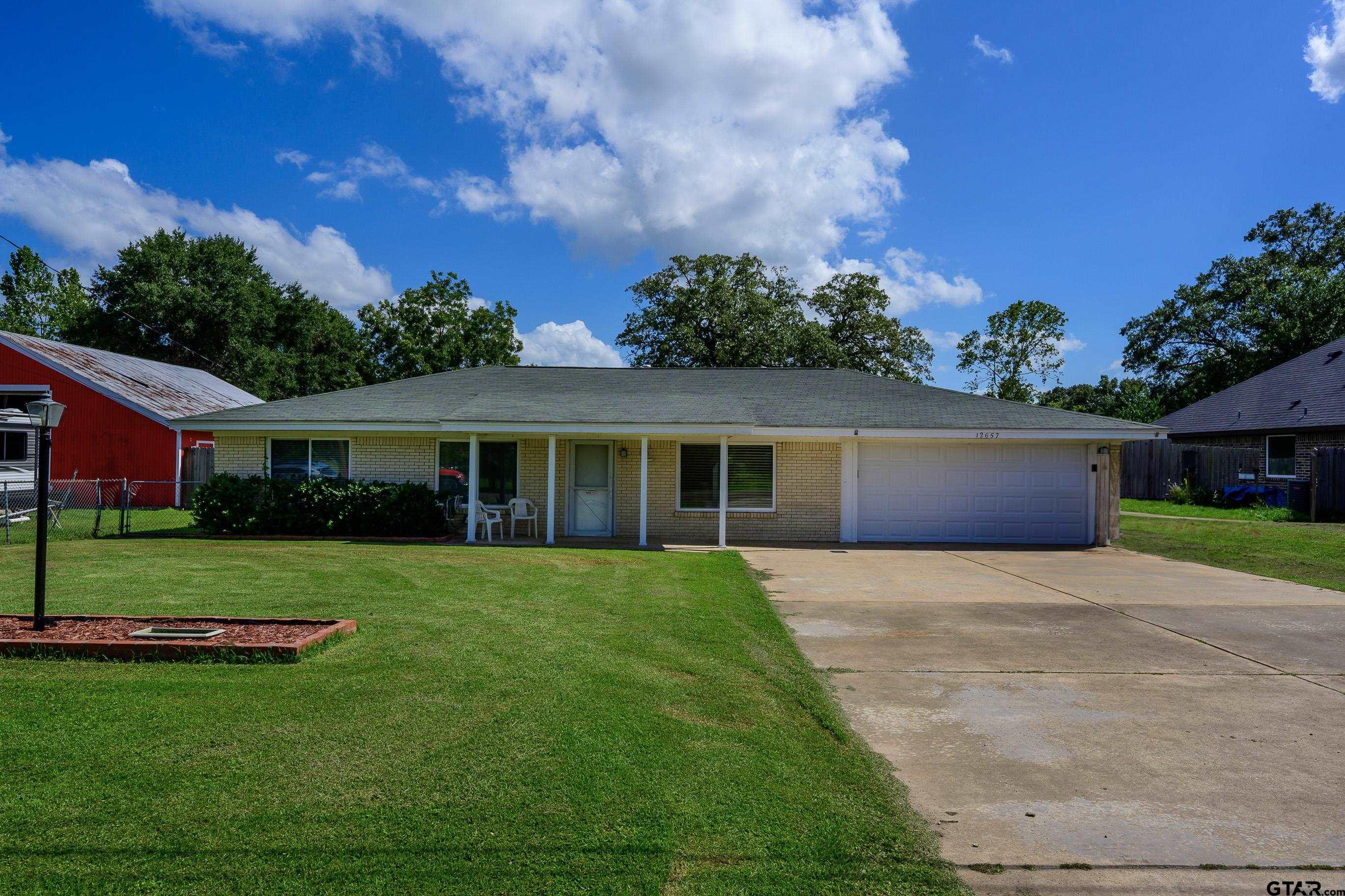 12657 Alma St Property Photo 2