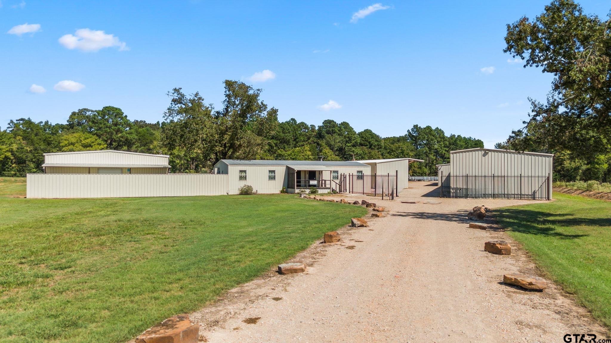 22987 County Road 187 Property Photo 5