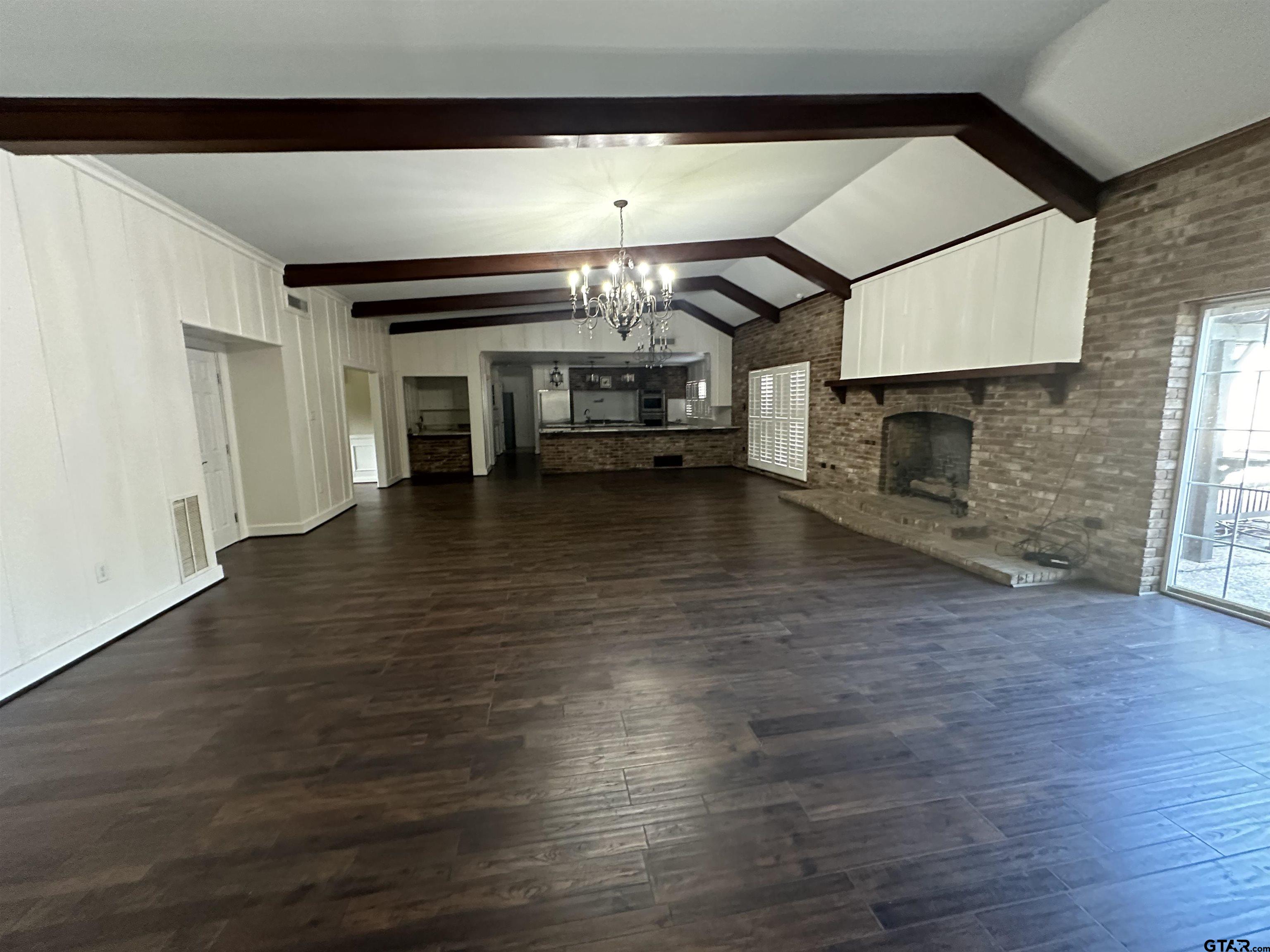 1212 Hillcrest Property Photo 15