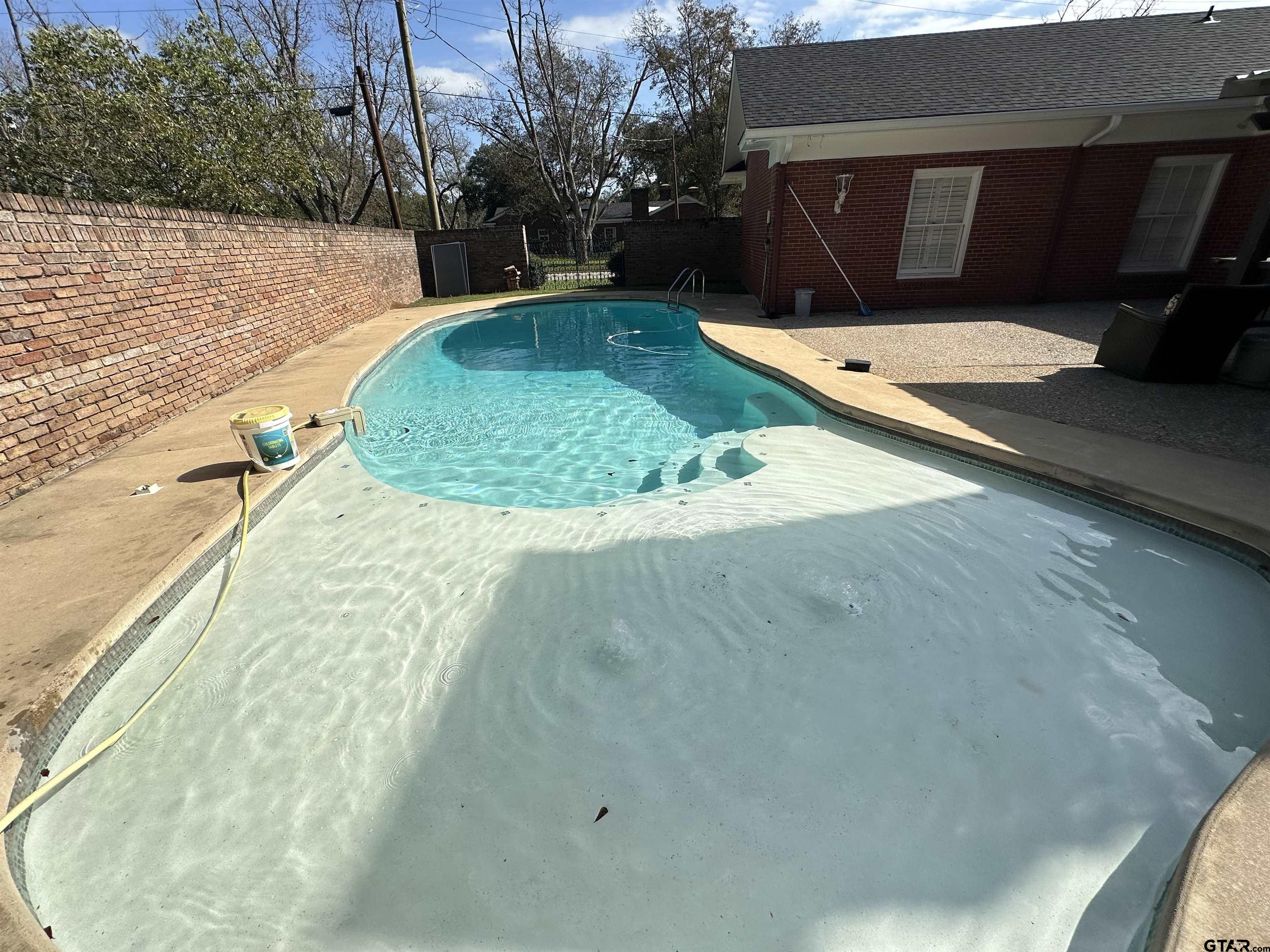 1212 Hillcrest Property Photo 32