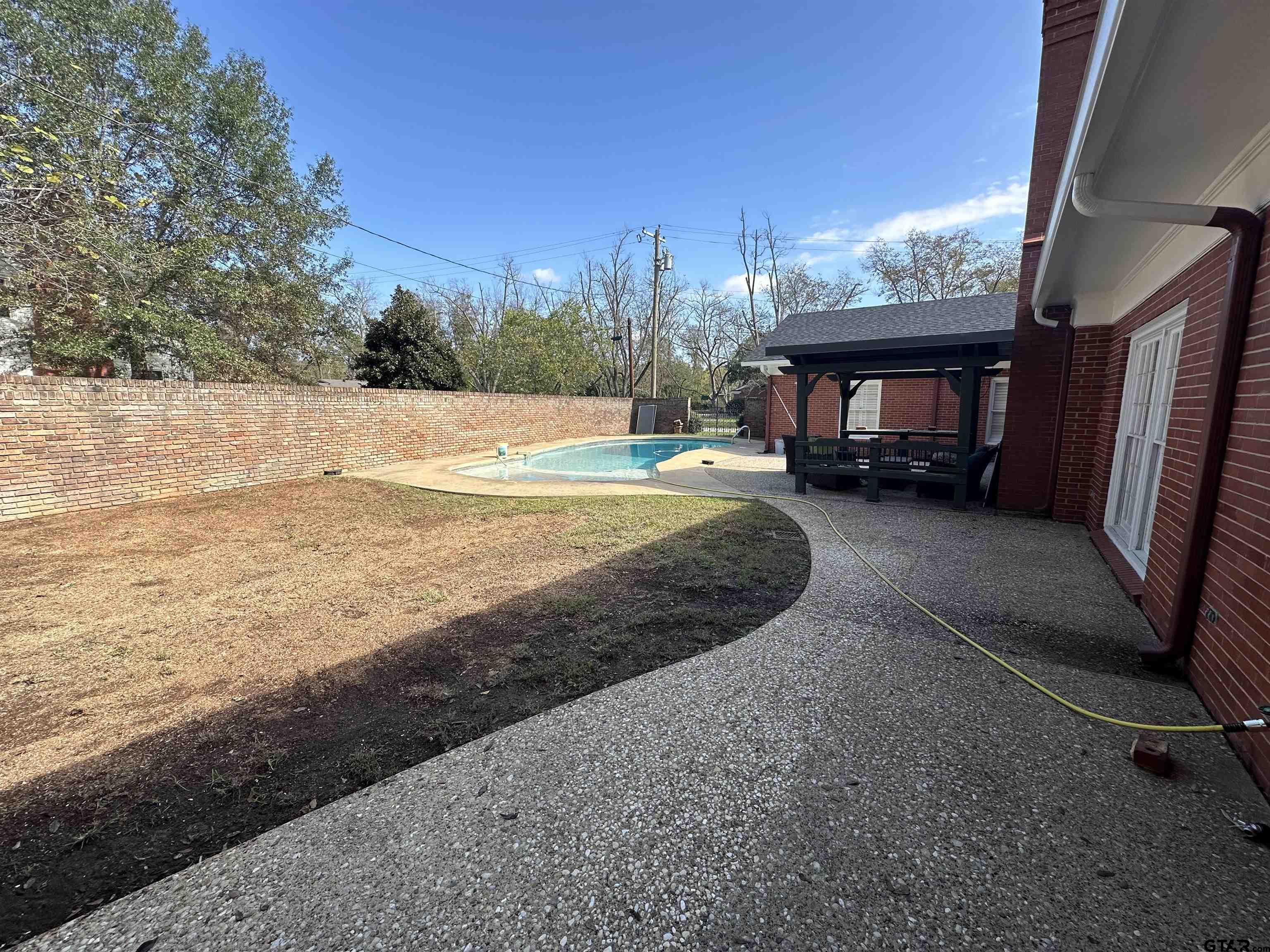 1212 Hillcrest Property Photo 33