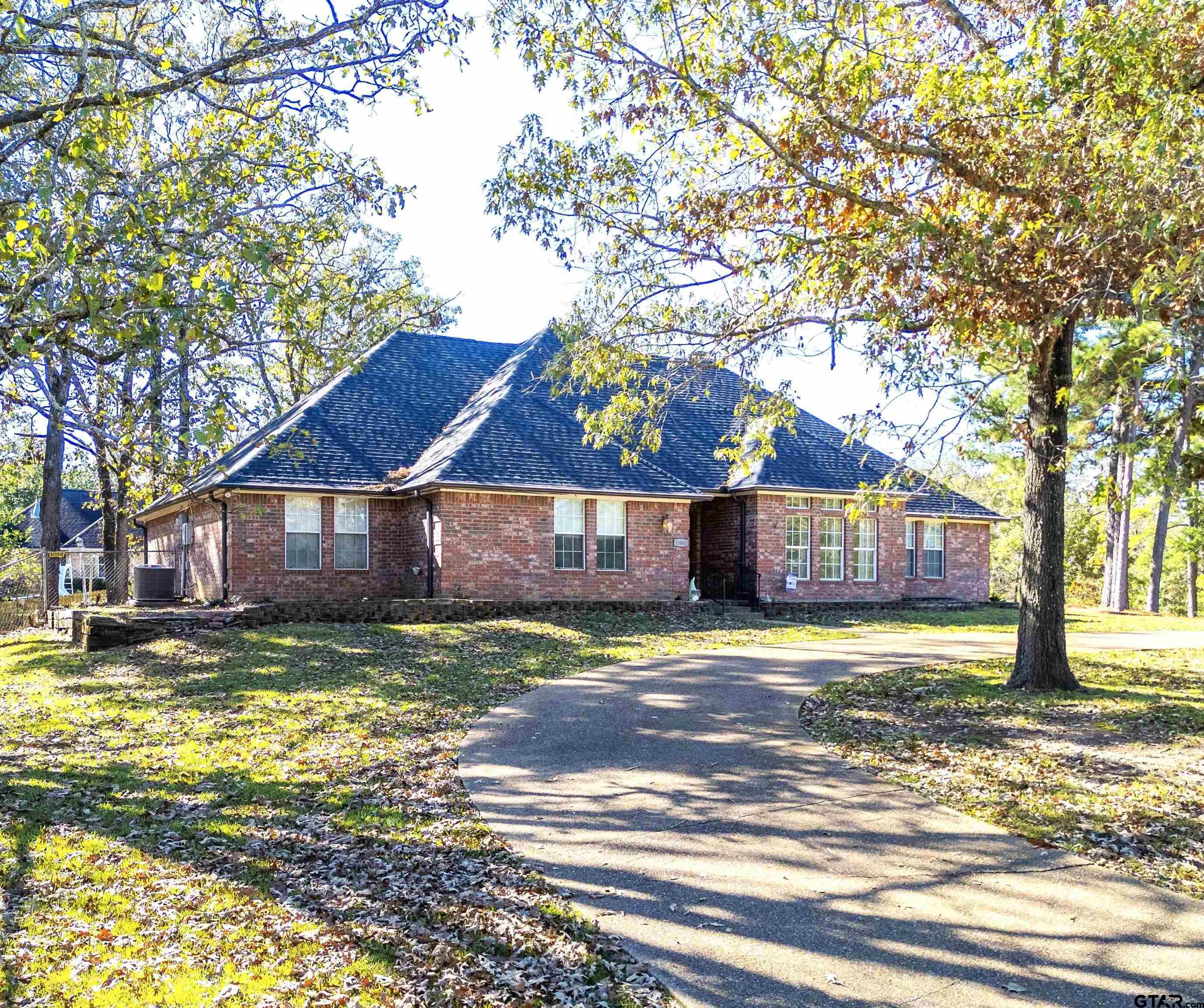 18061 Blackfoot Dr Property Photo 1