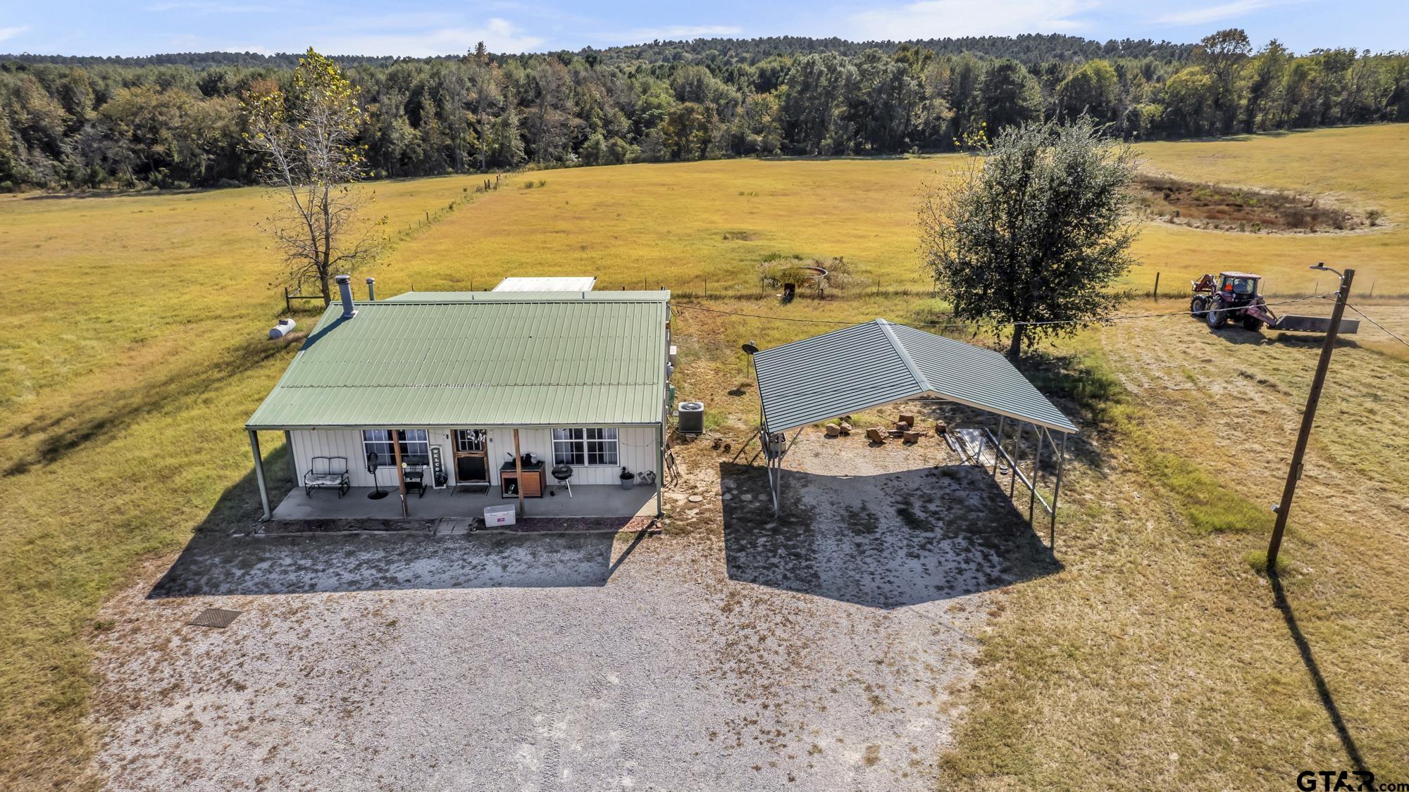 19316 Spillway Road Property Photo 1