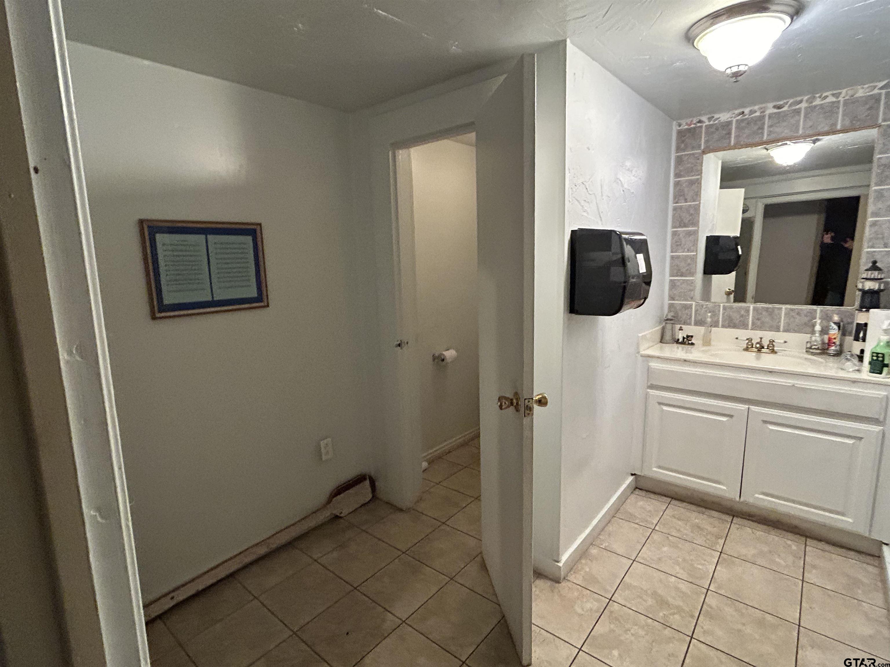 201 Ragland St Property Photo 21