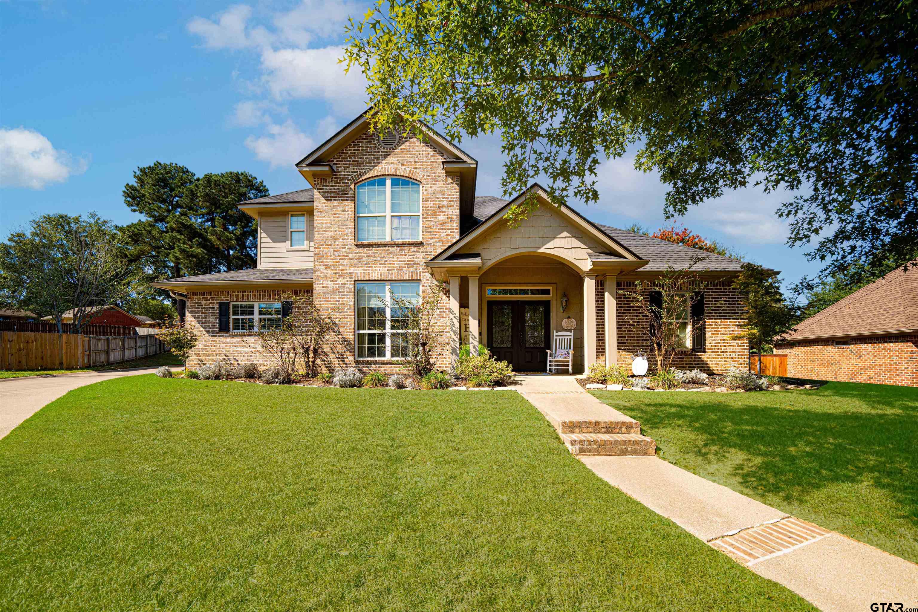 218 Millridge Ct Property Photo