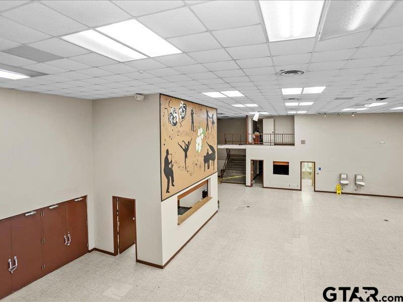 1819 W Spring St Property Photo 14