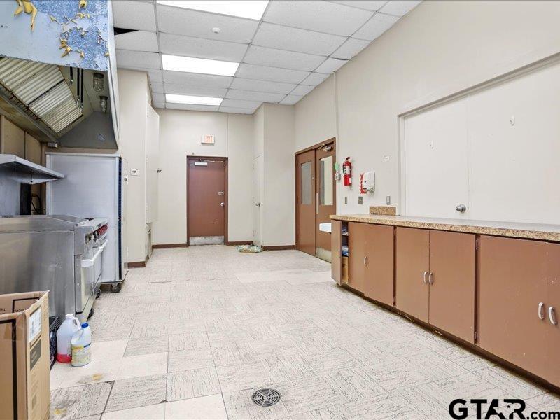 1819 W Spring St Property Photo 26