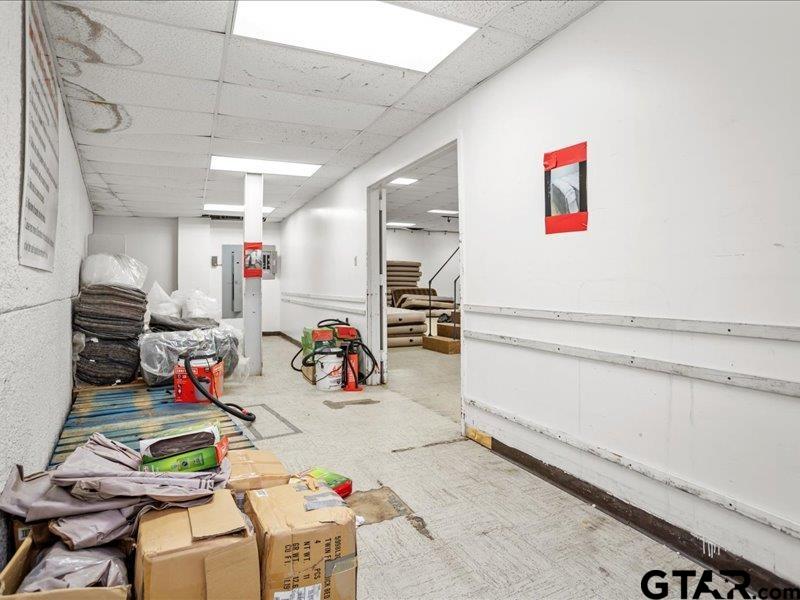 1819 W Spring St Property Photo 27