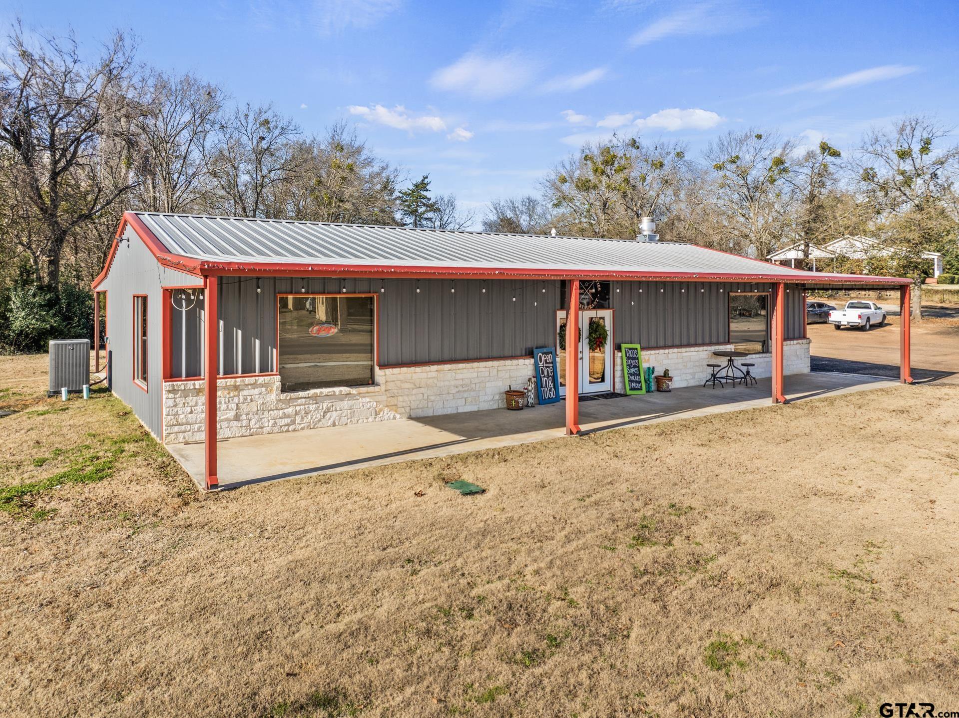 220 Quitman St Property Photo 1