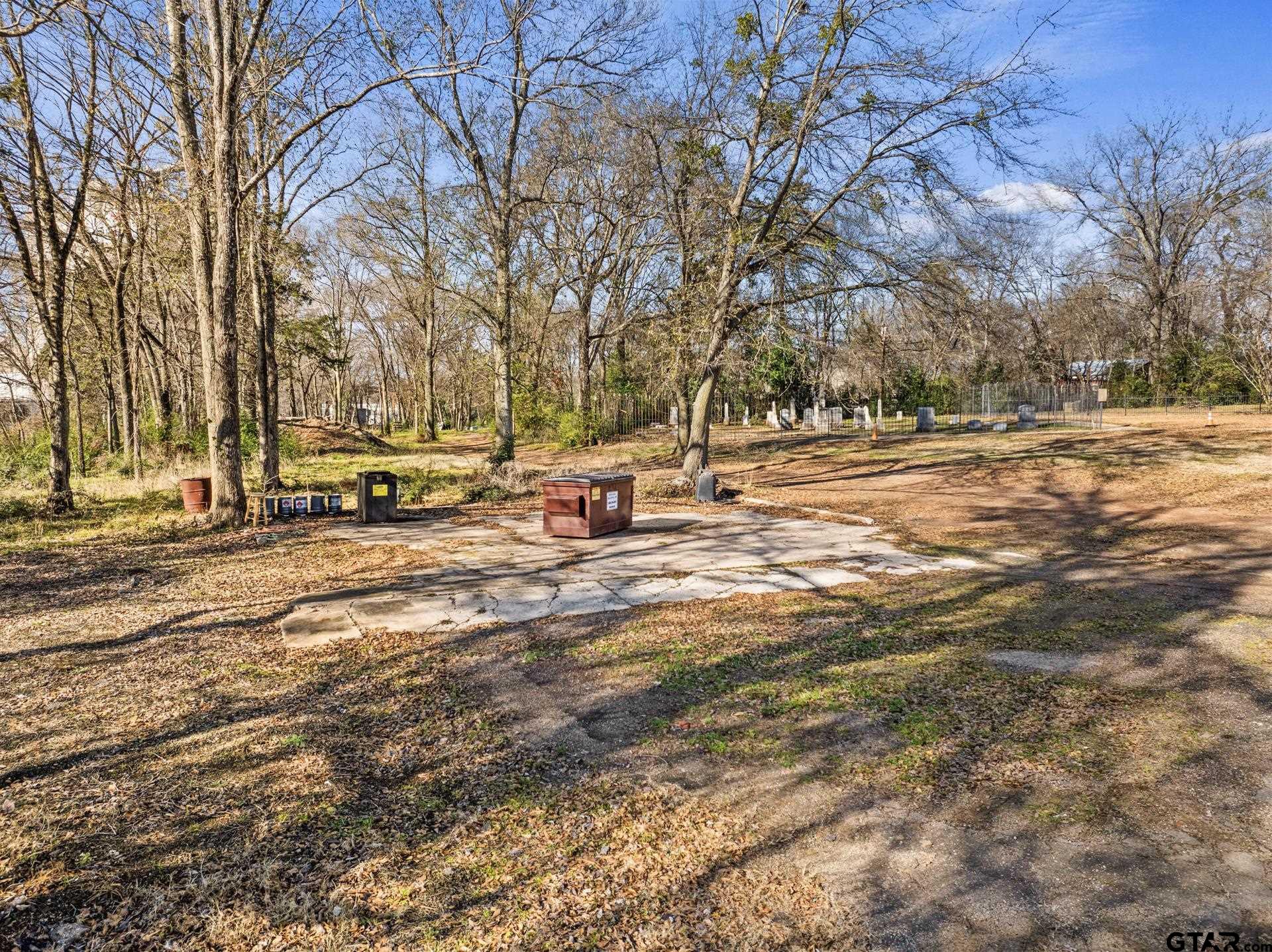 220 Quitman St Property Photo 22