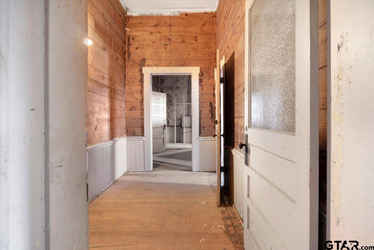 102 S Main Street Property Photo 37