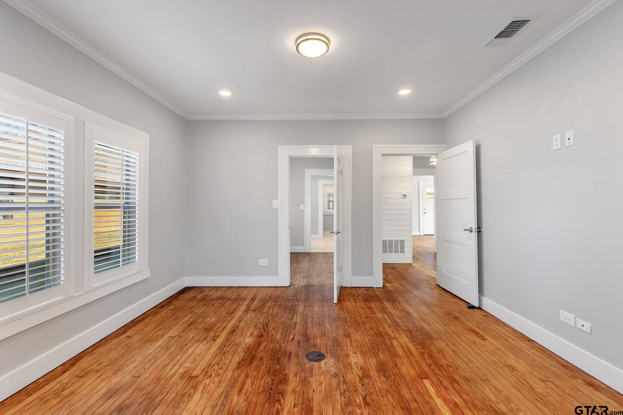 618 Oak Avenue Property Photo 13