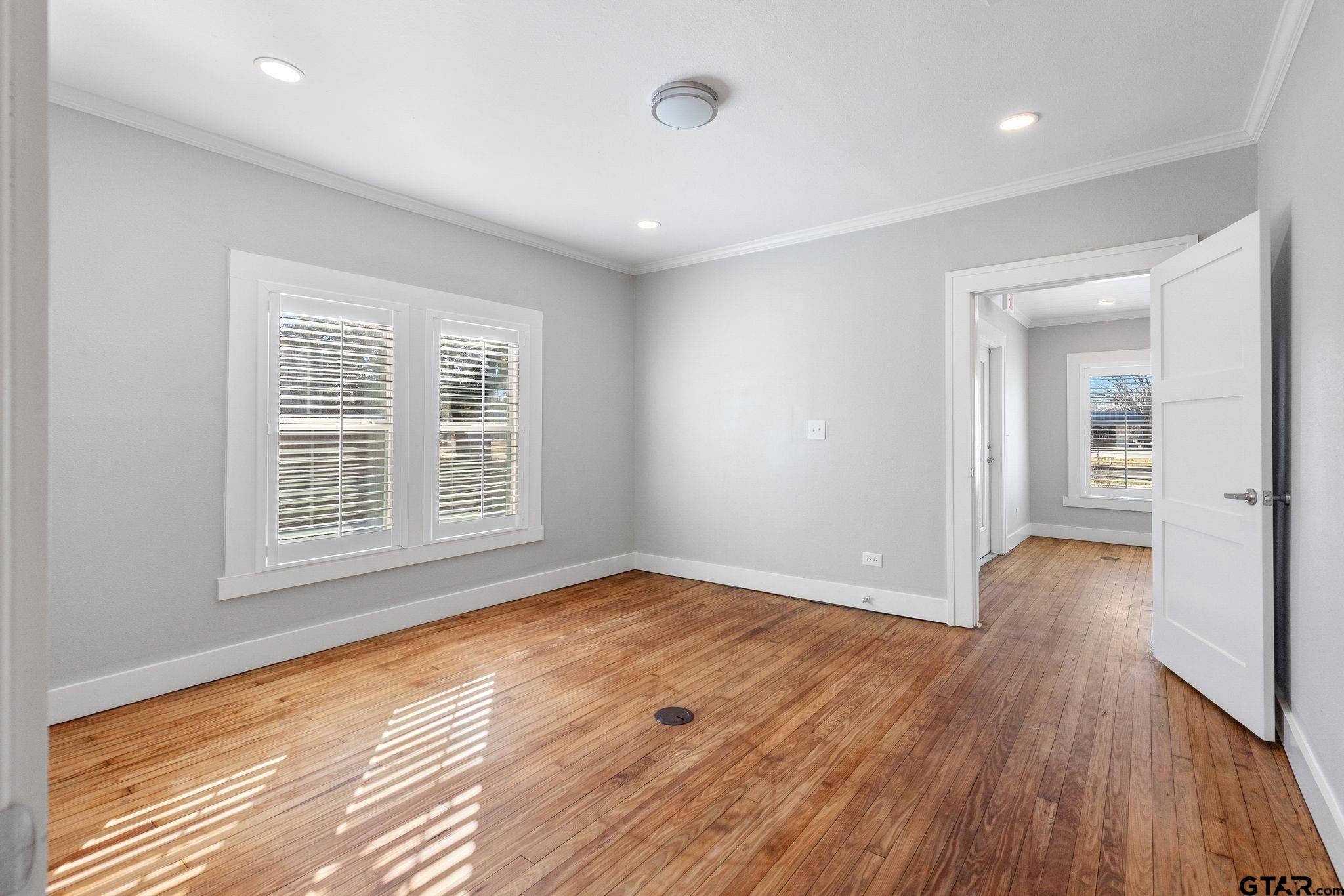 618 Oak Avenue Property Photo 25