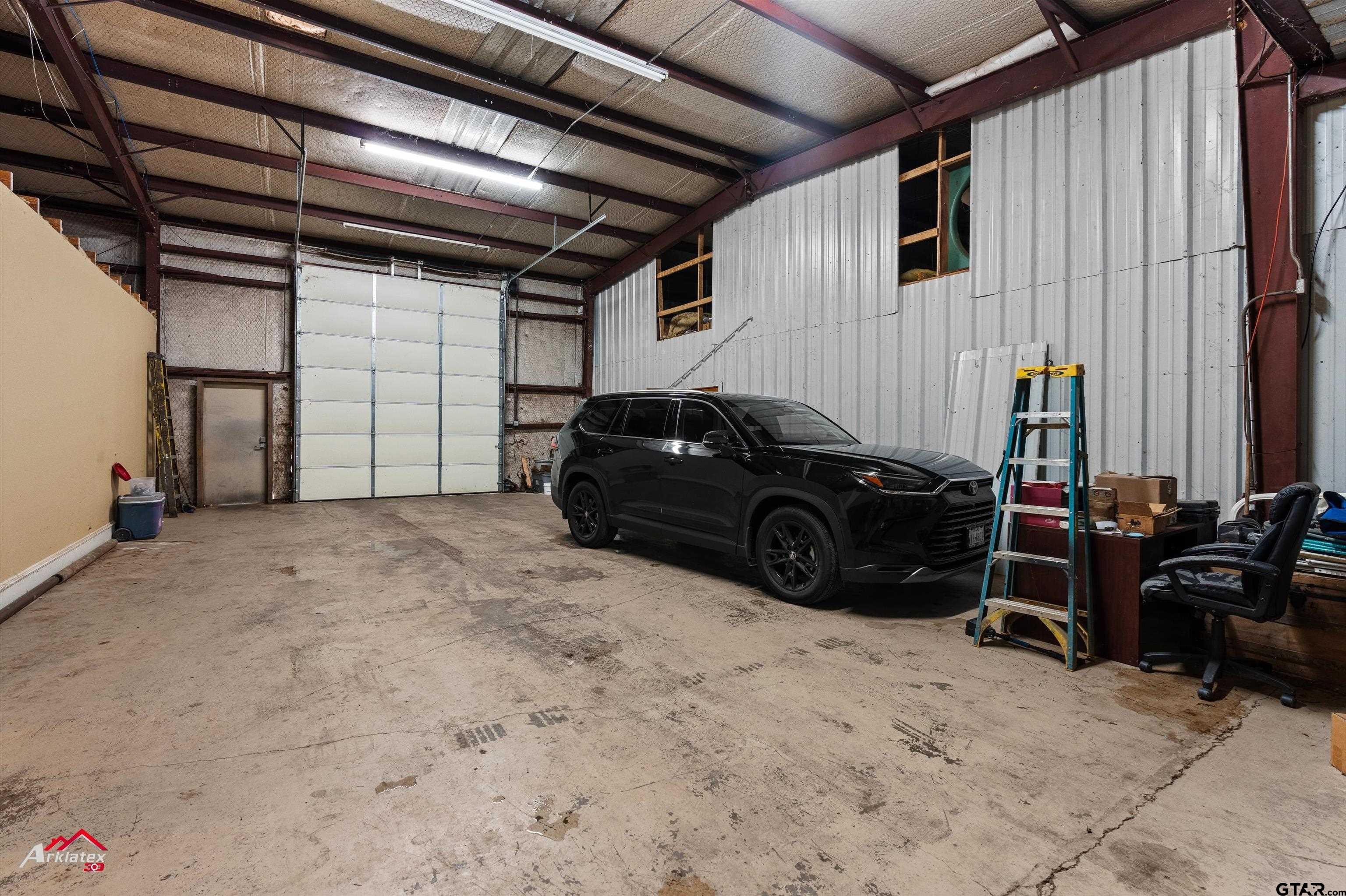 5678 E Fm 1249 Property Photo 13