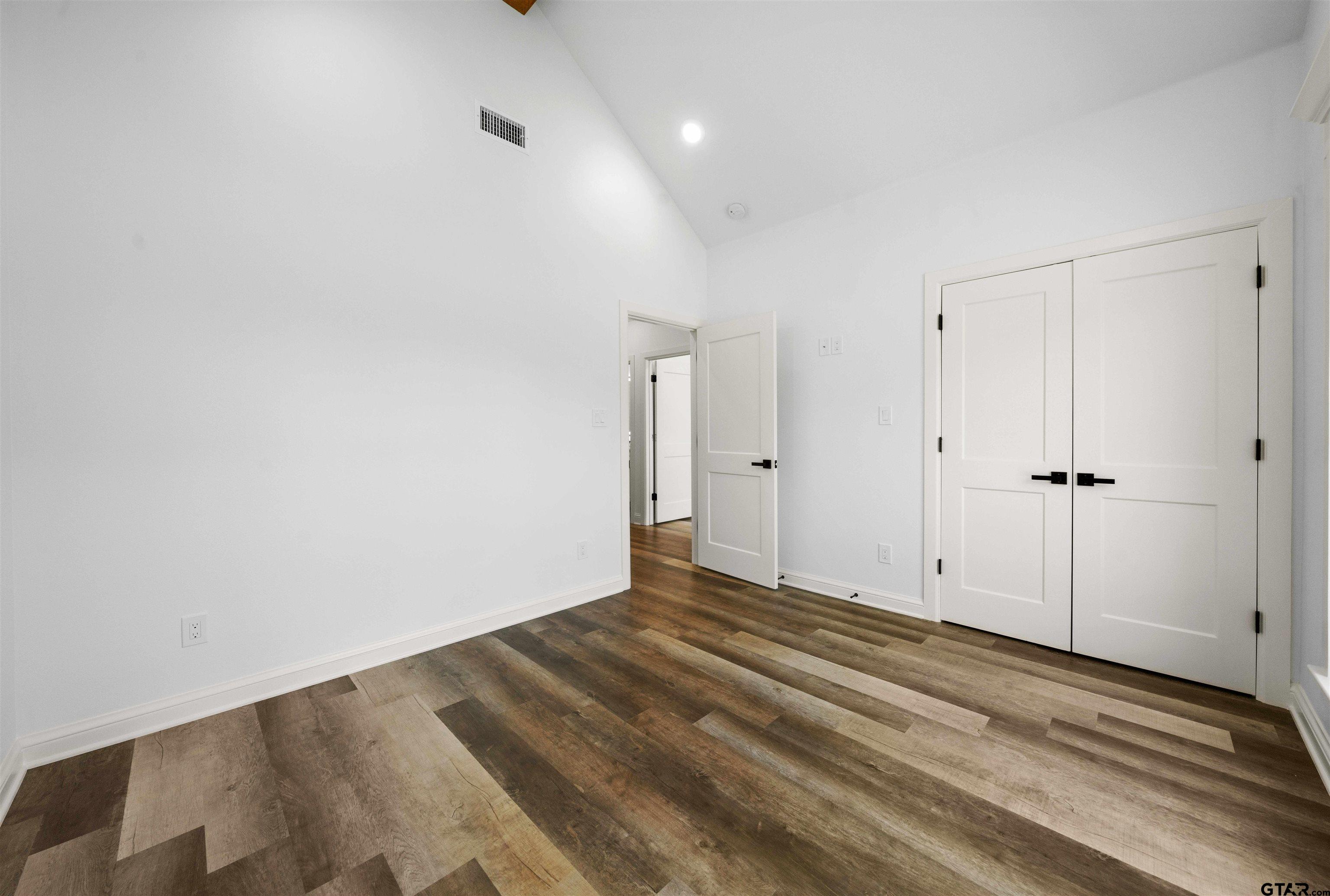 17124 Fountain Cir Property Photo 35