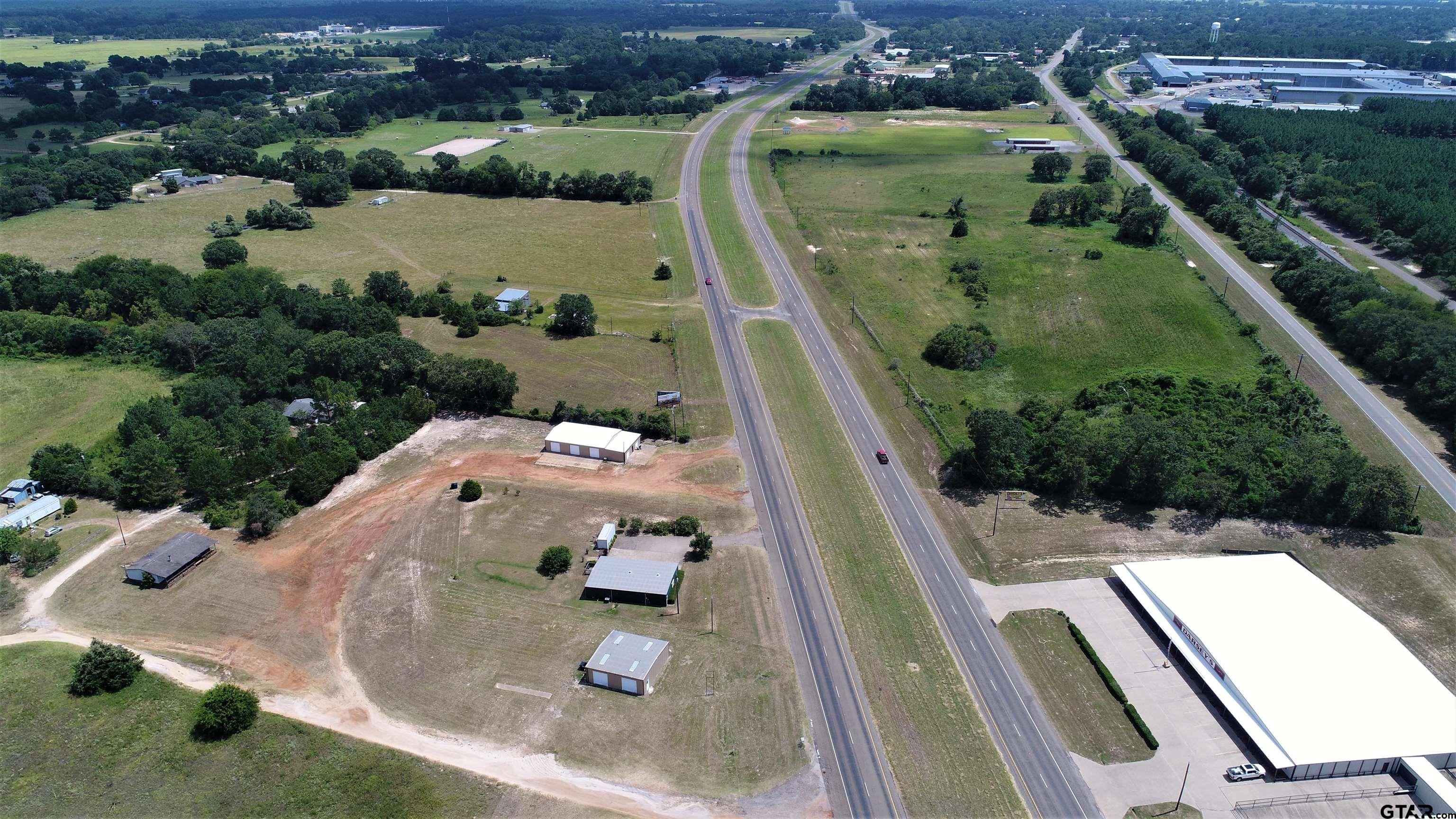 12756 N Us Highway 287 Property Photo 6