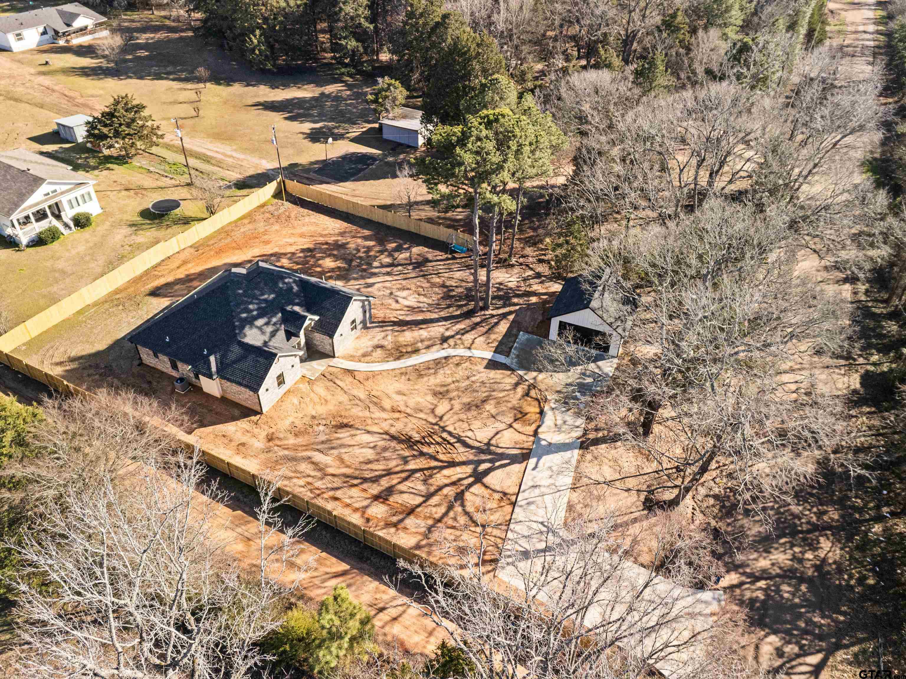 21019 C R 116 (cedar Ln) Property Photo 1