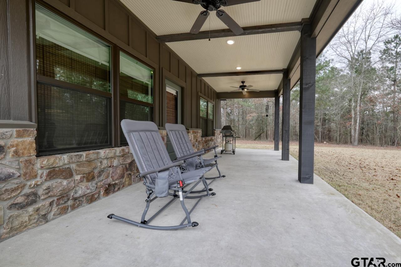 18763 Cr 437 Property Photo 4