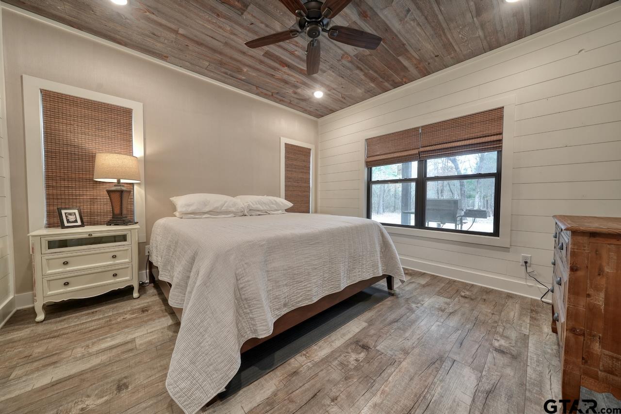 18763 Cr 437 Property Photo 21