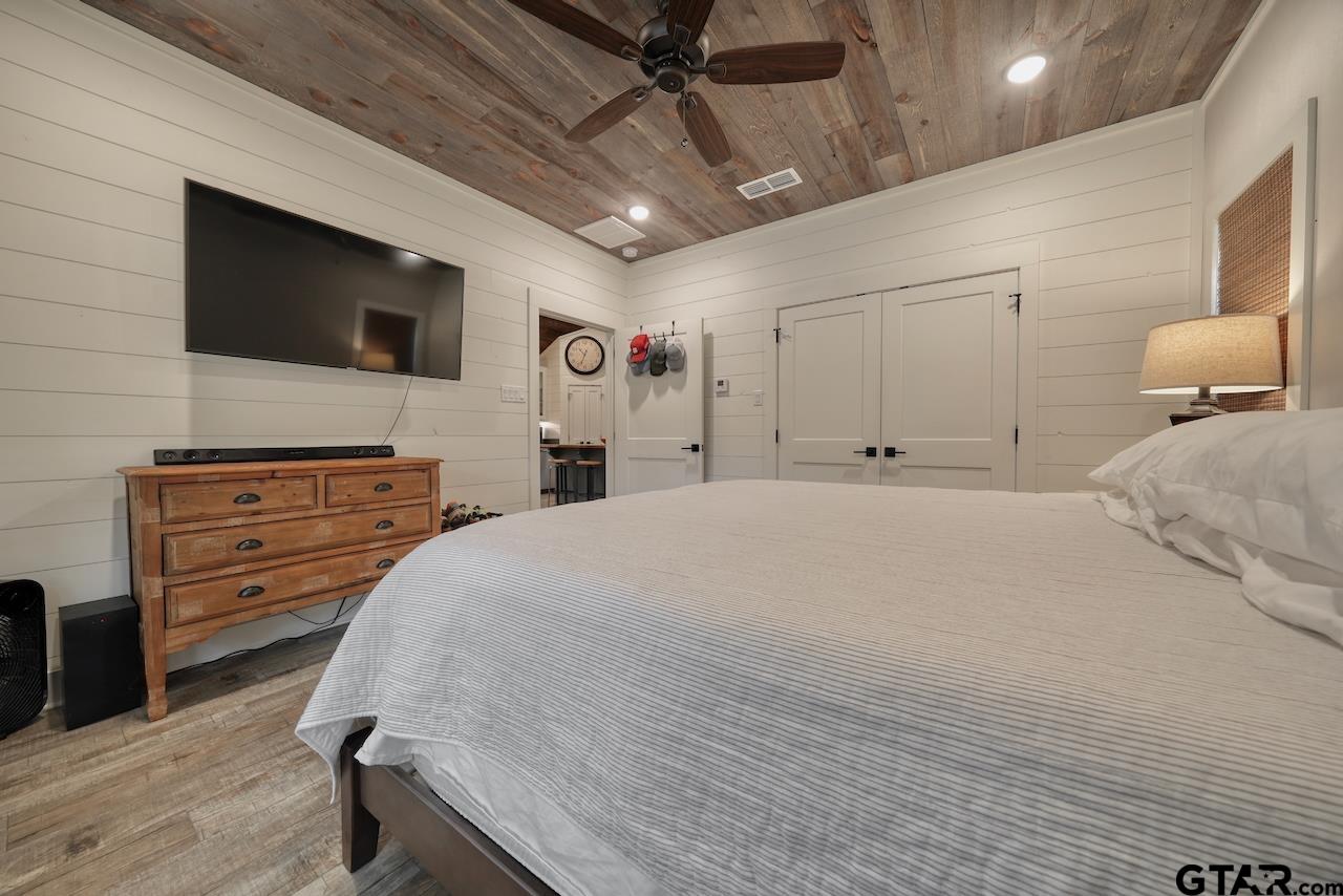 18763 Cr 437 Property Photo 23