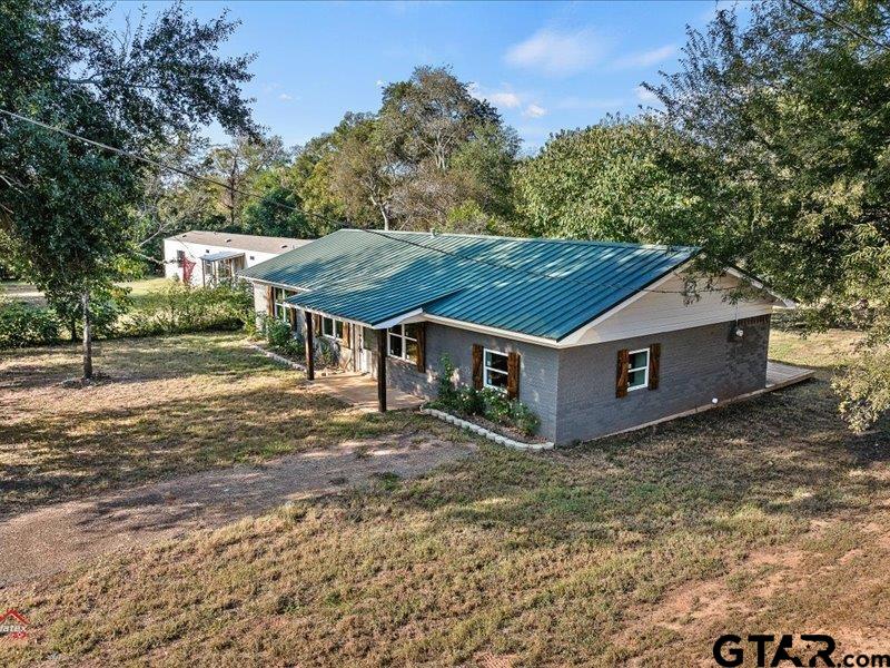 13862 S Fm 225 Property Photo