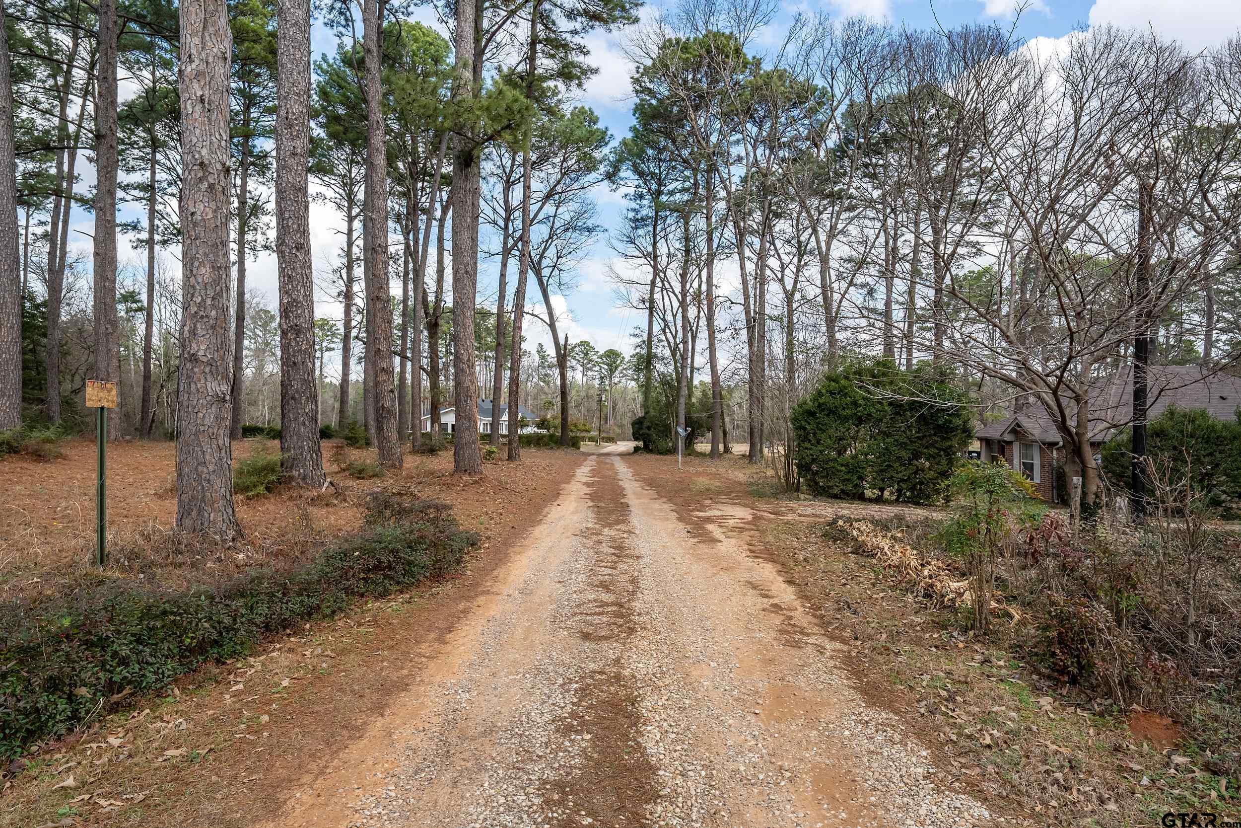 11631 Moser Ln. Property Photo 1