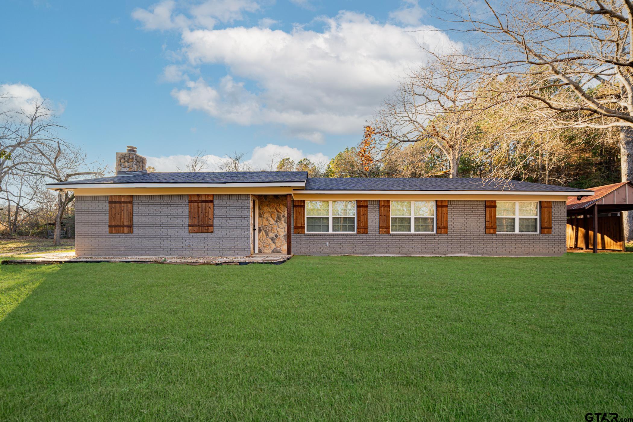 1561 Wendy Rd Property Photo