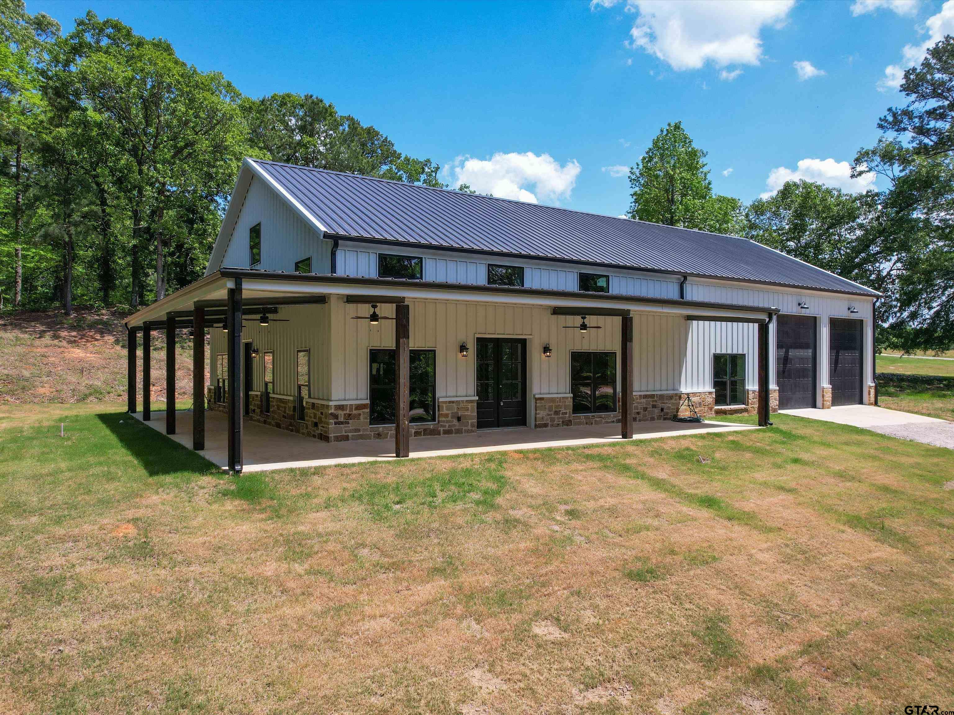 306 Private Road 3398 Property Photo