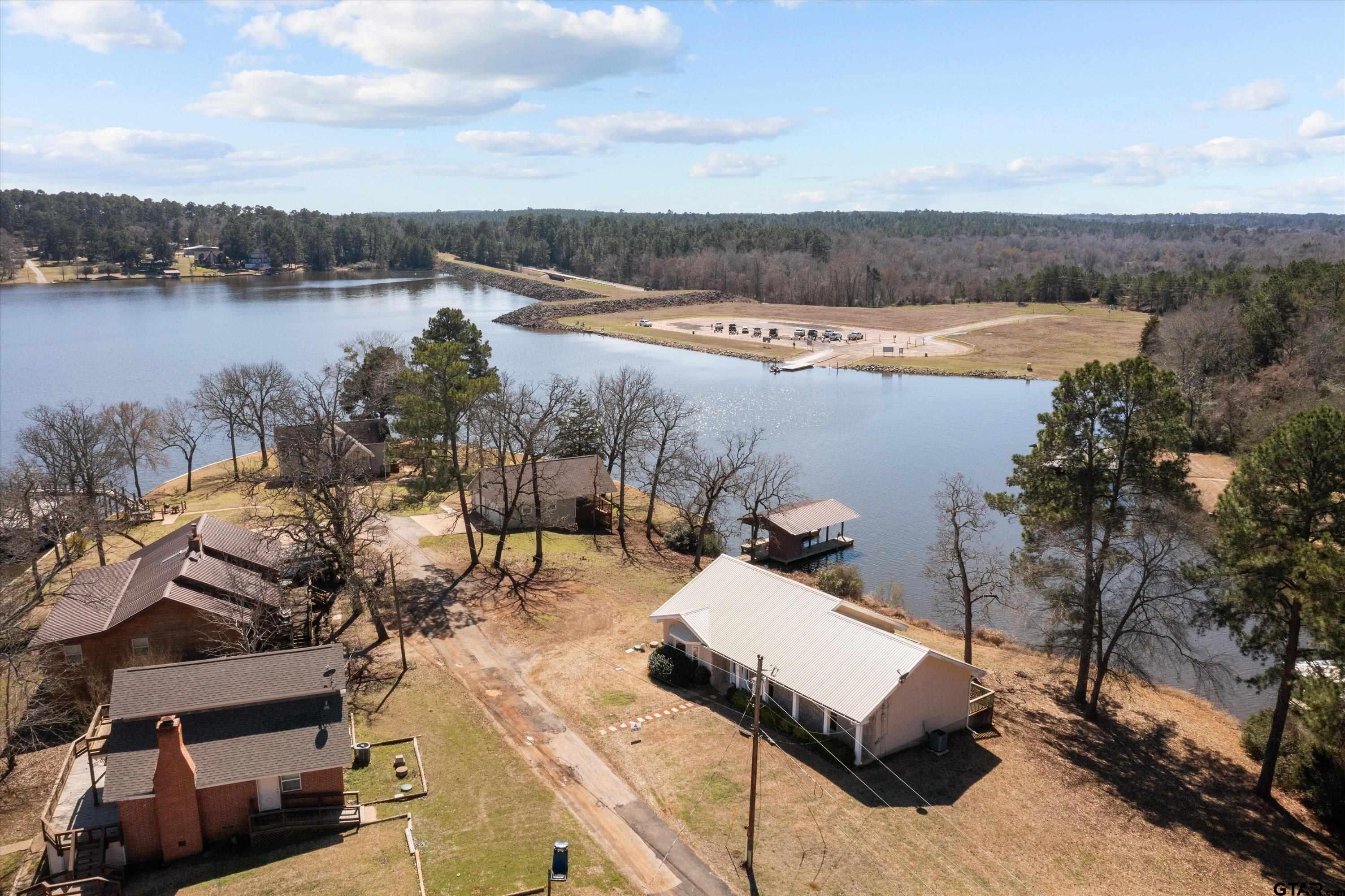 160 Lookout Point Drive Property Photo