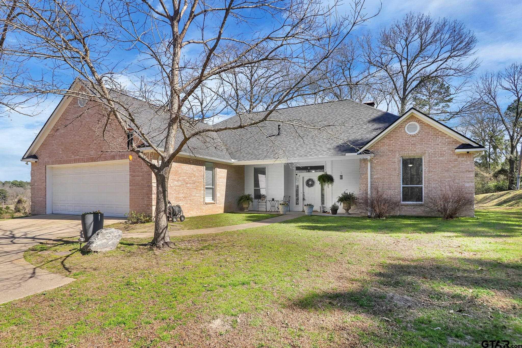 11521 County Road 2248 Property Photo