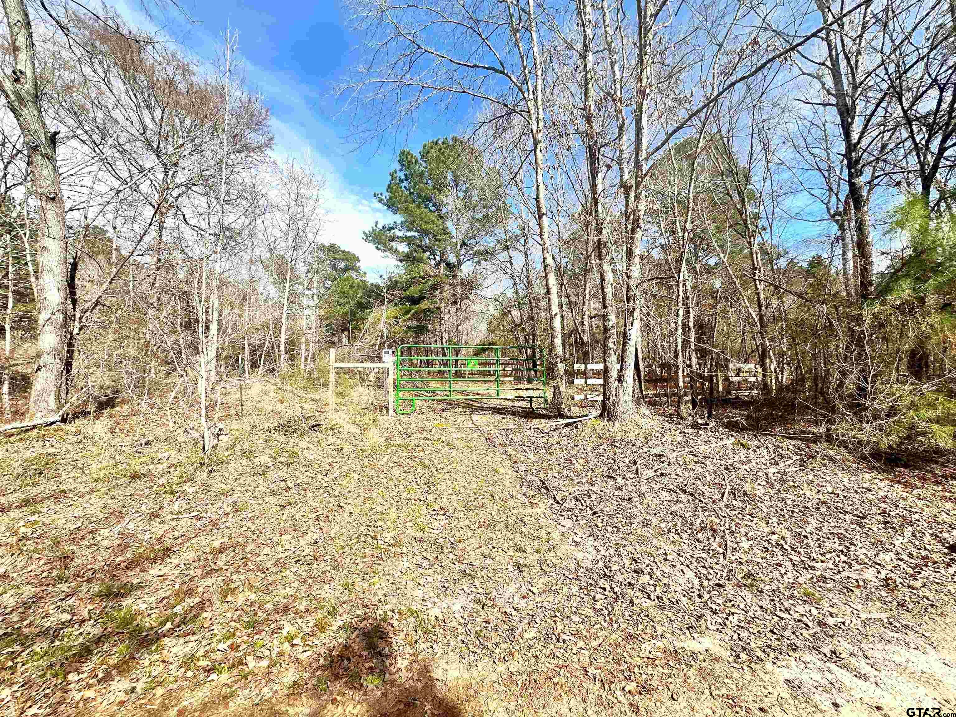 725 Acr 3197 Property Photo