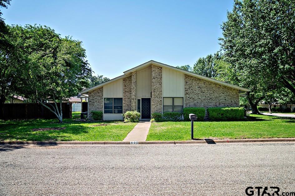 900 Humphrey Property Photo