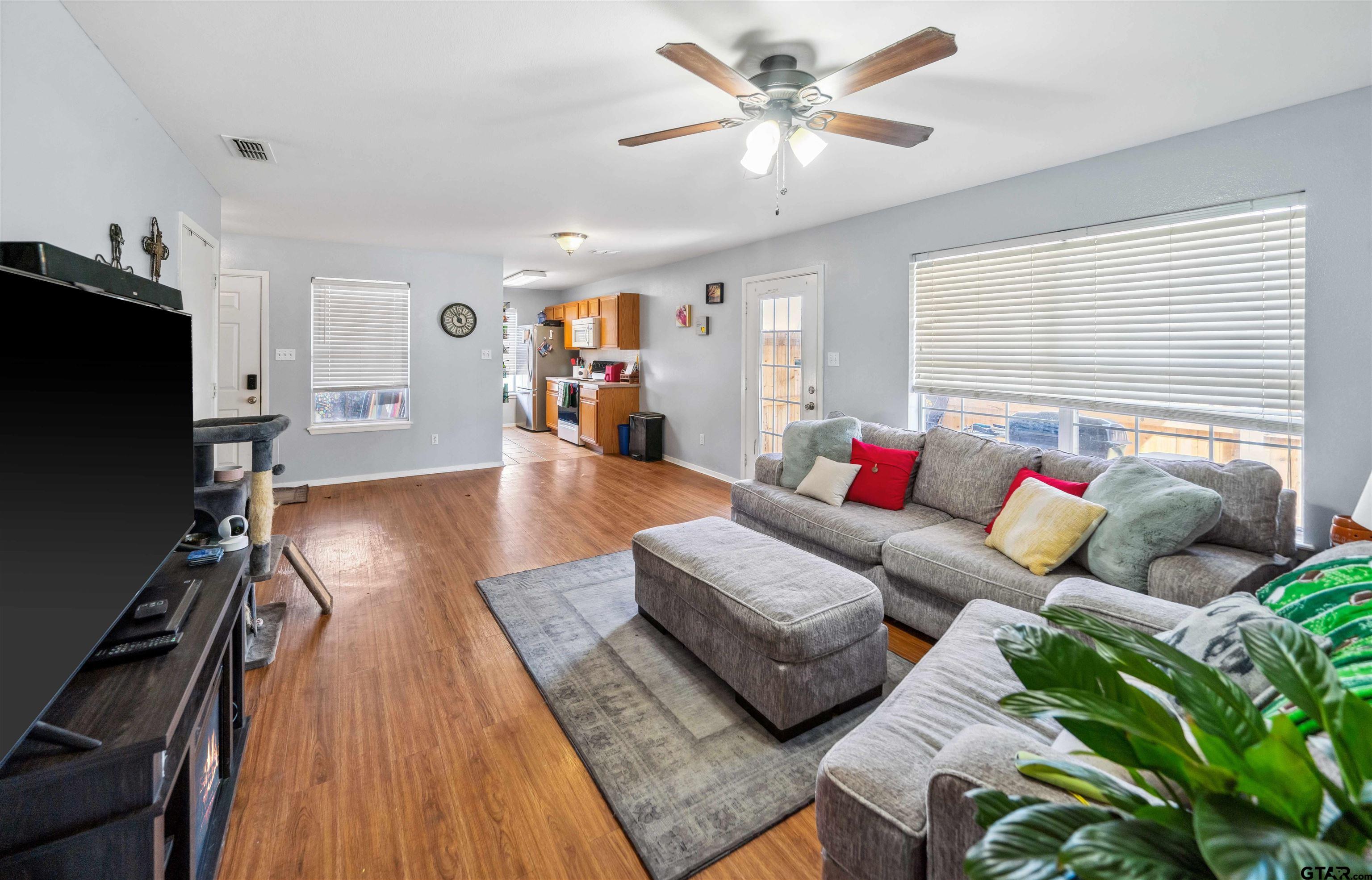 313 Azalea Trail Property Photo 1