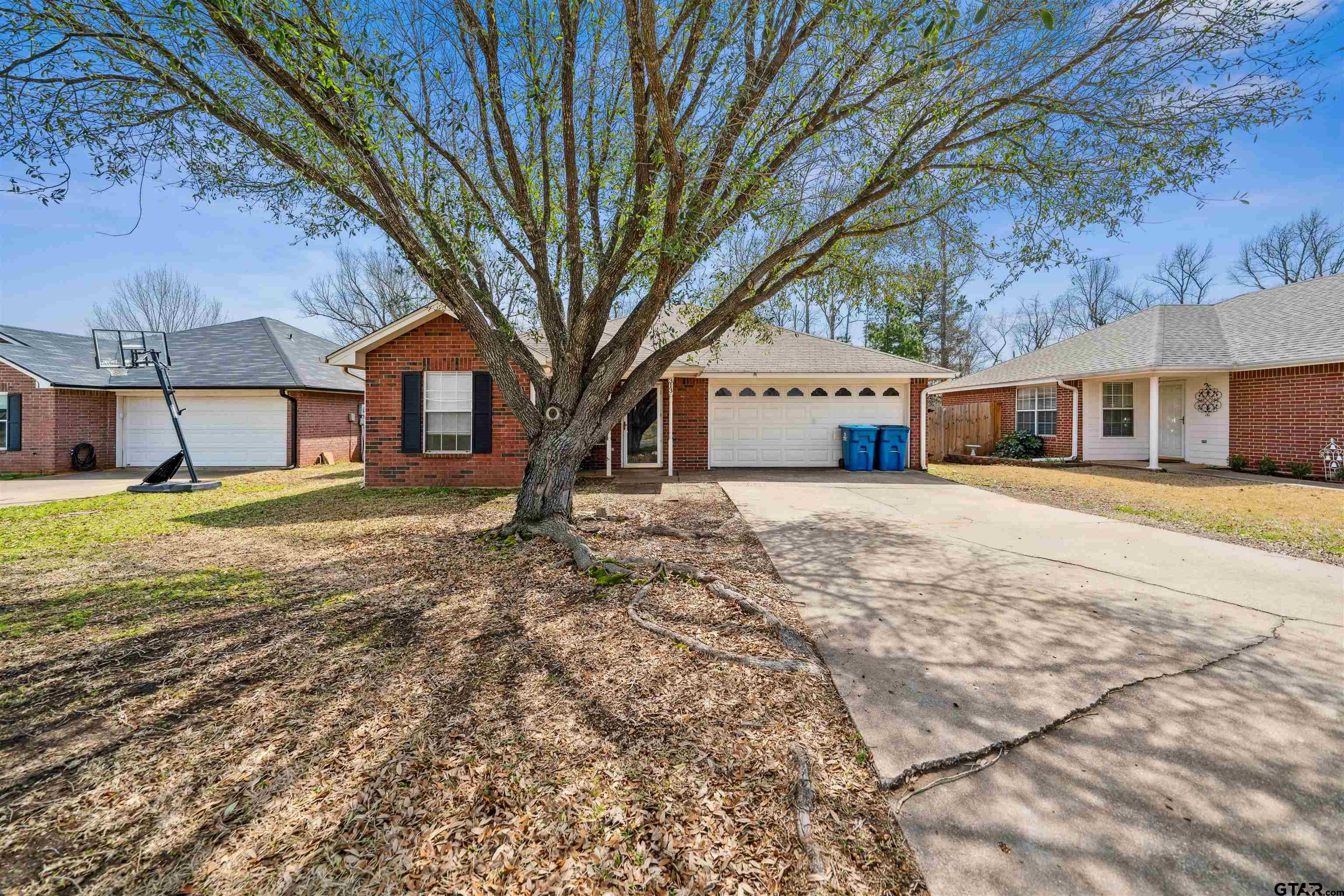 313 Azalea Trail Property Photo 20