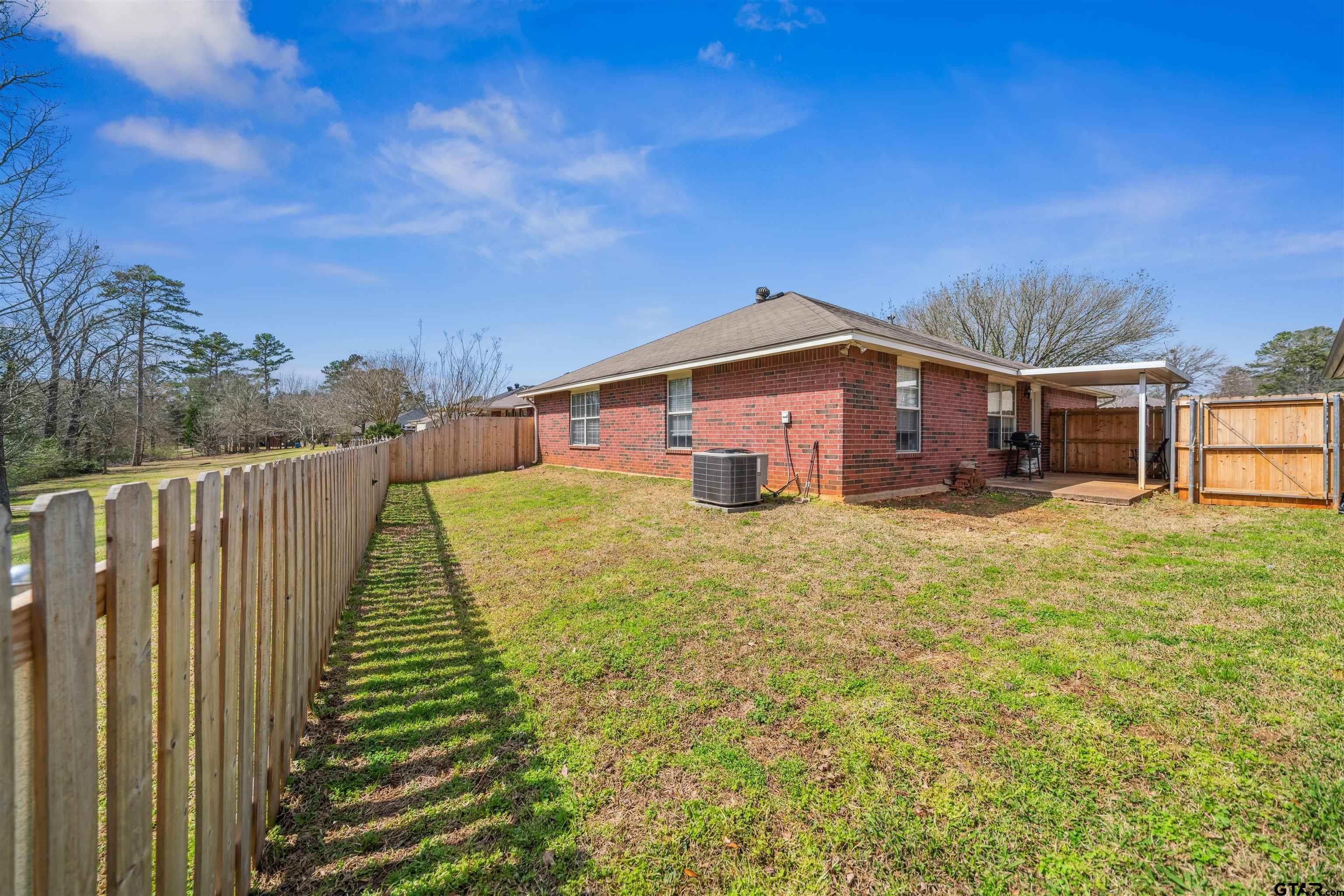 313 Azalea Trail Property Photo 21
