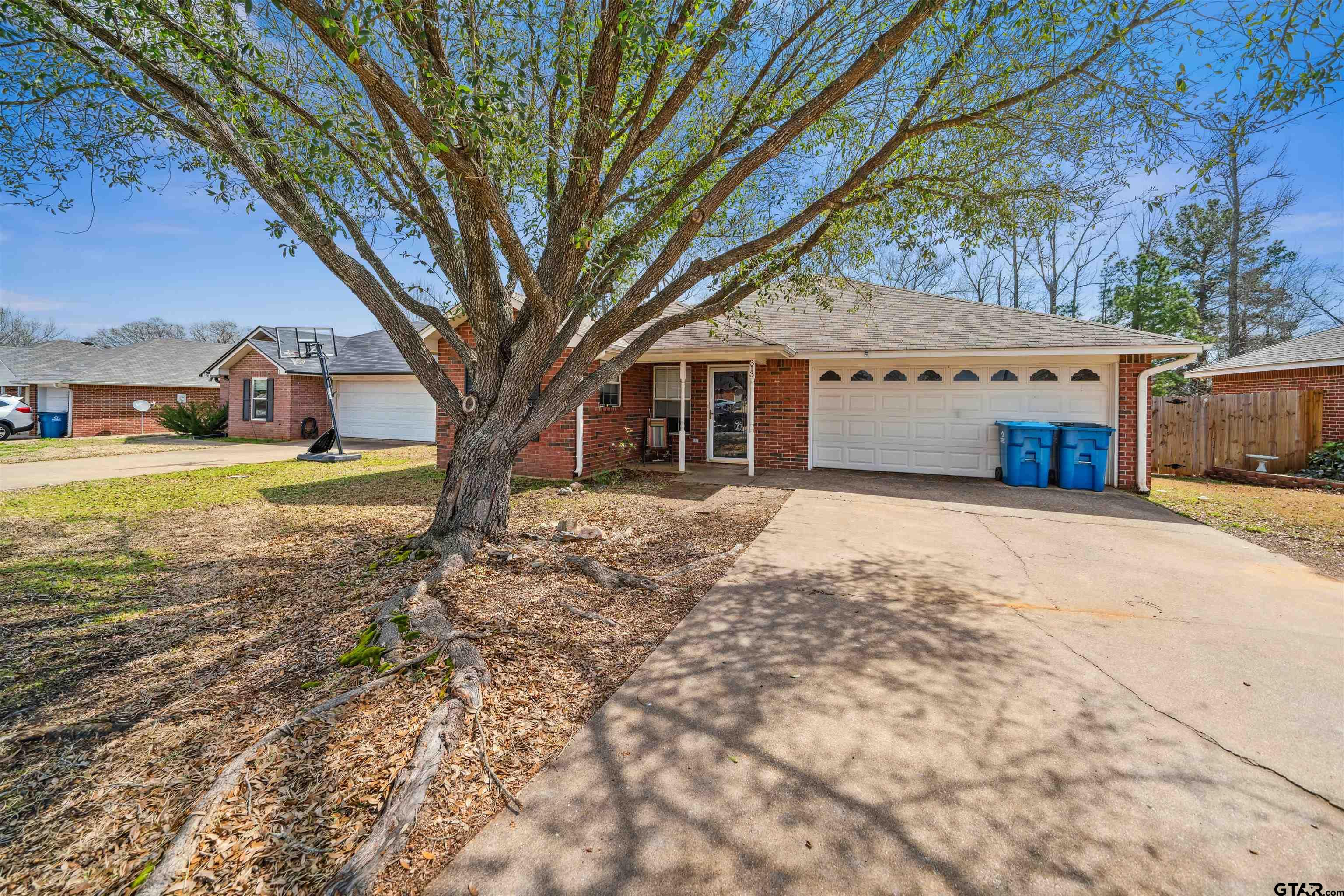 313 Azalea Trail Property Photo 22
