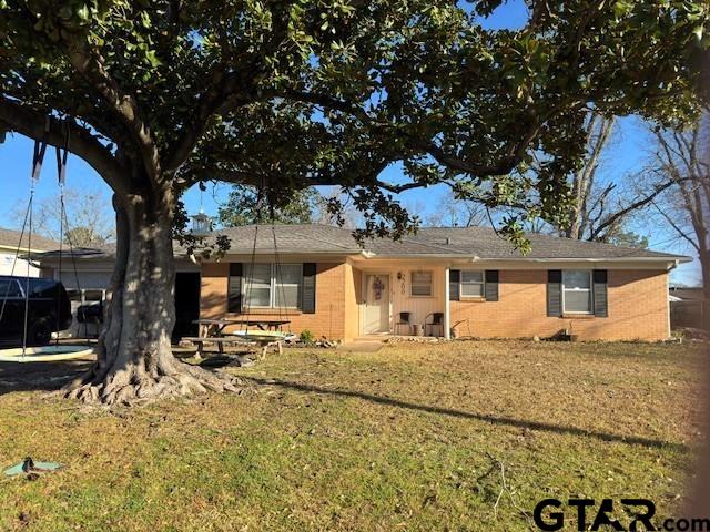 2200 Sampson Dr Property Photo 1