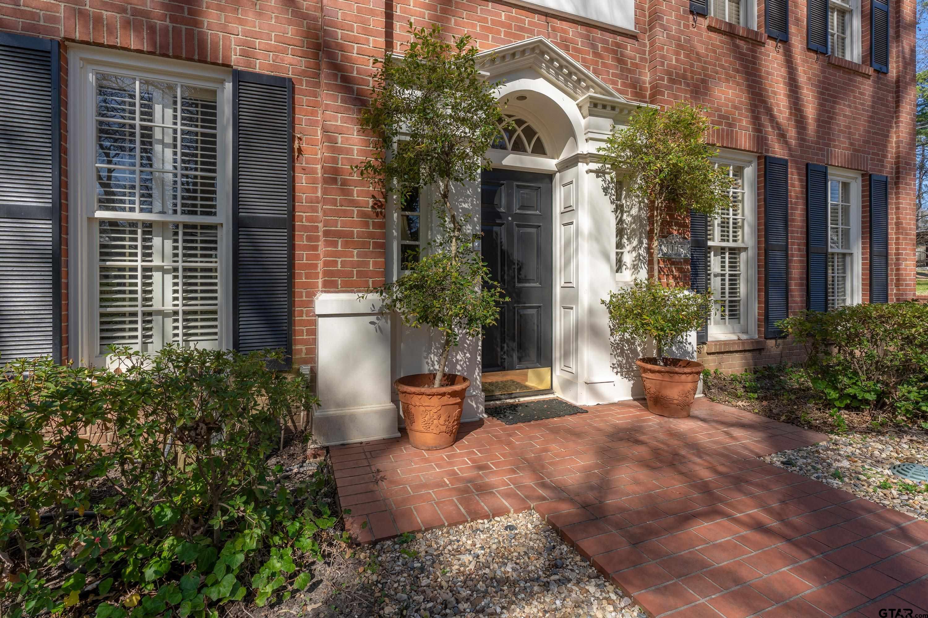 1115 Yates Property Photo