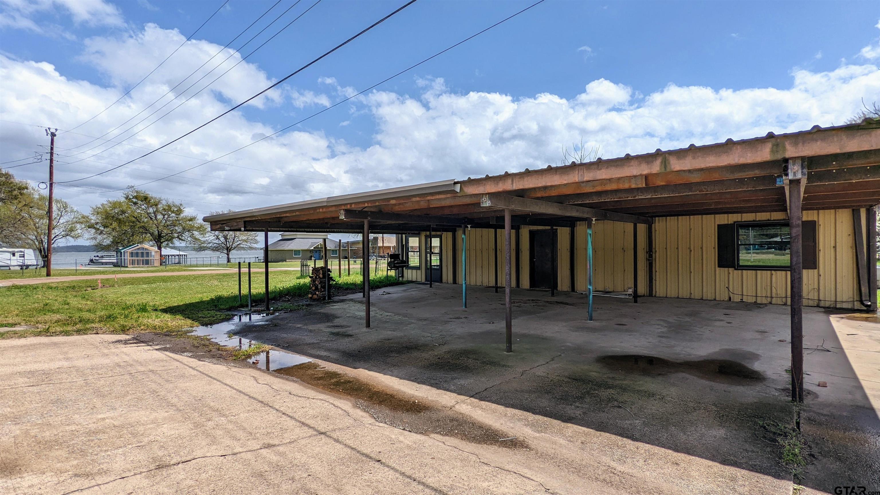 4584 Sunrise Property Photo