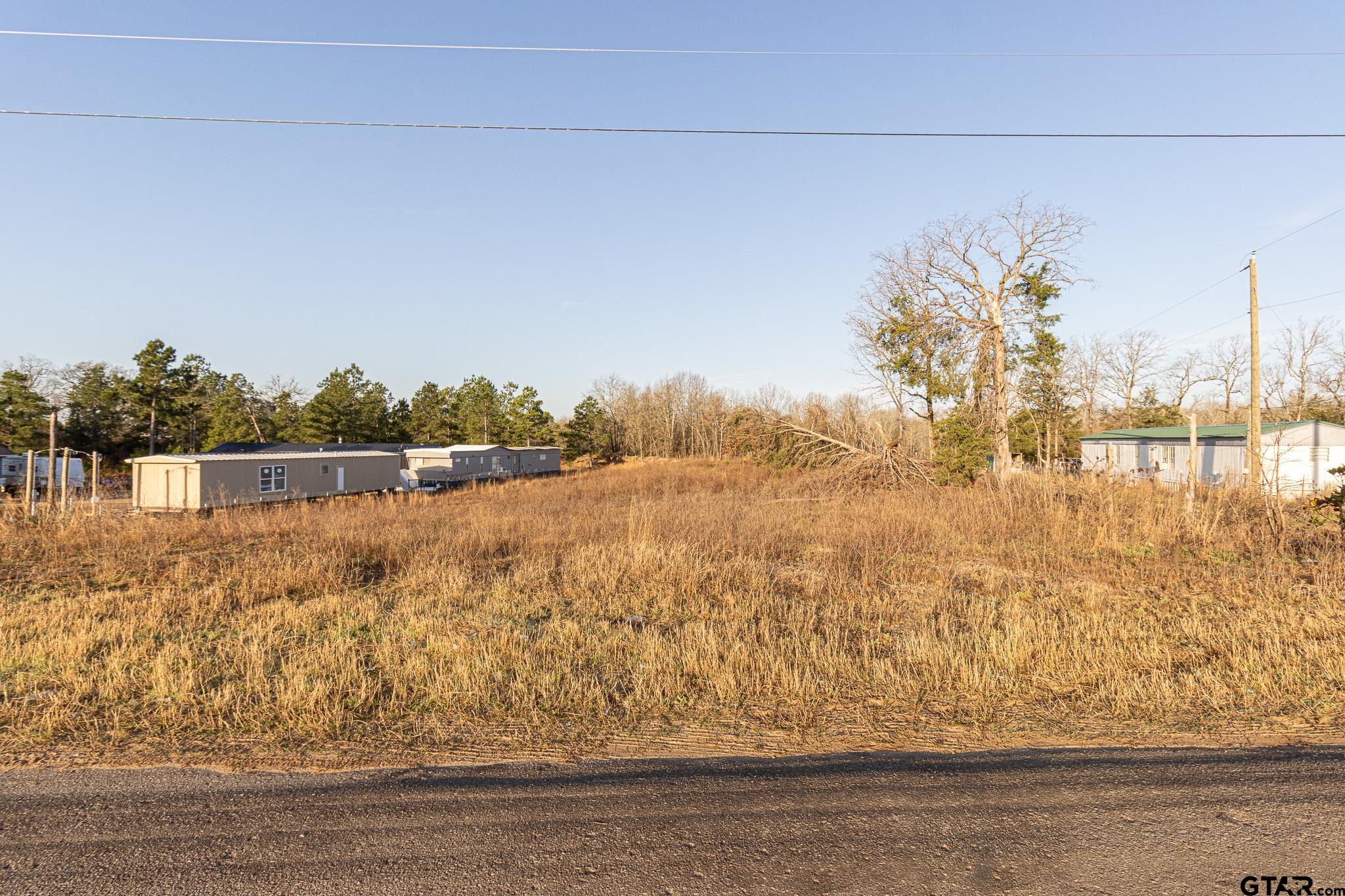 9823 County Road 4136 Property Photo