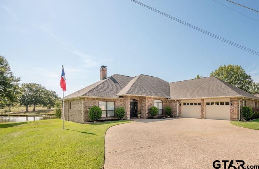 143 S Bay Property Photo