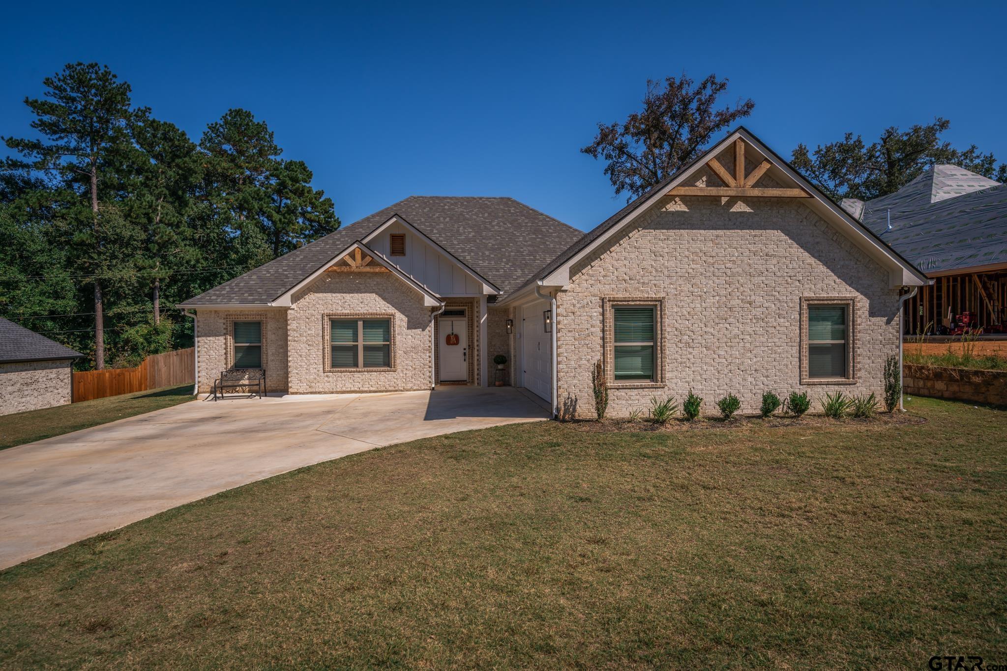215 Millridge Property Photo