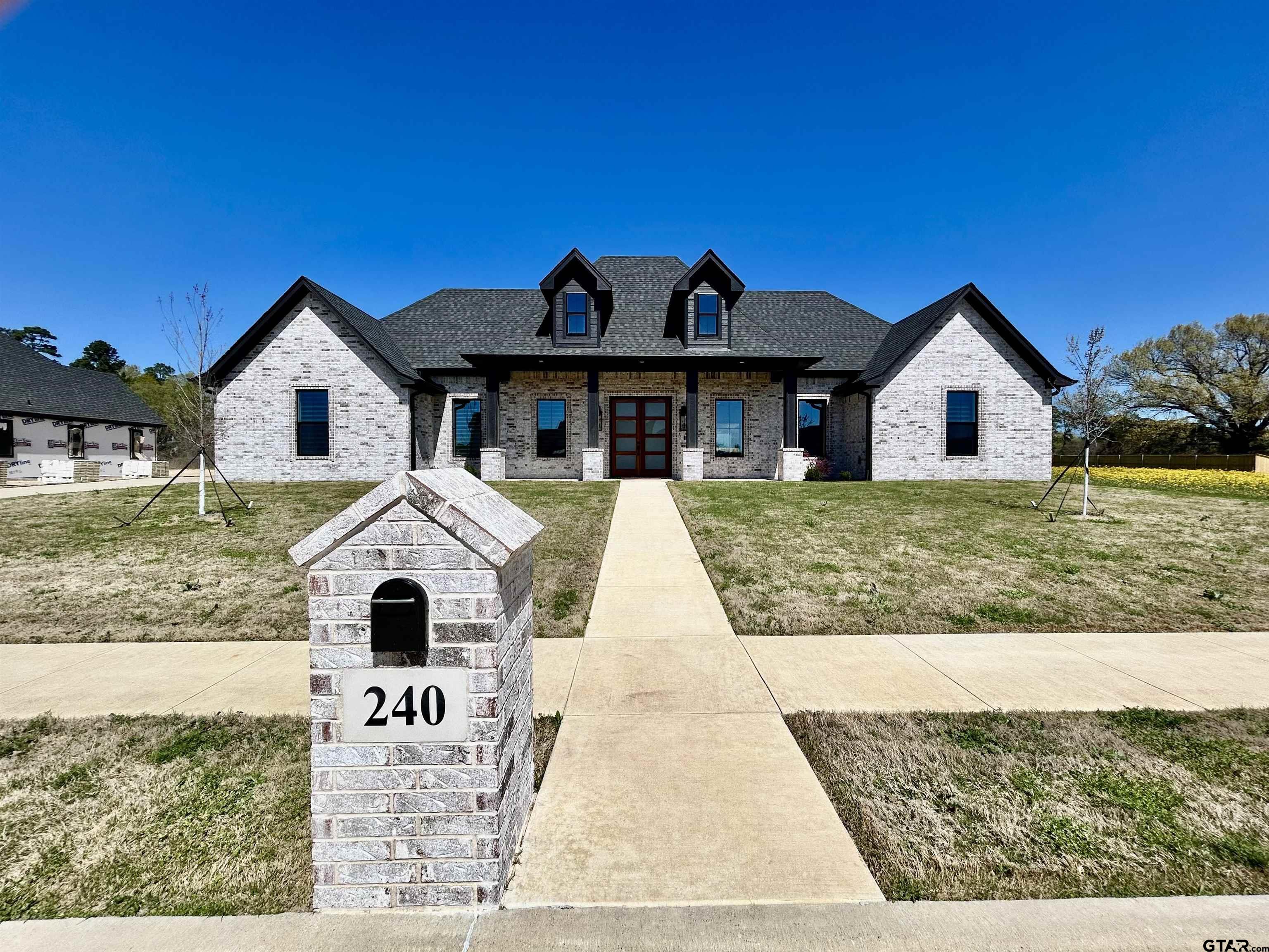 Bullard Real Estate Listings Main Image