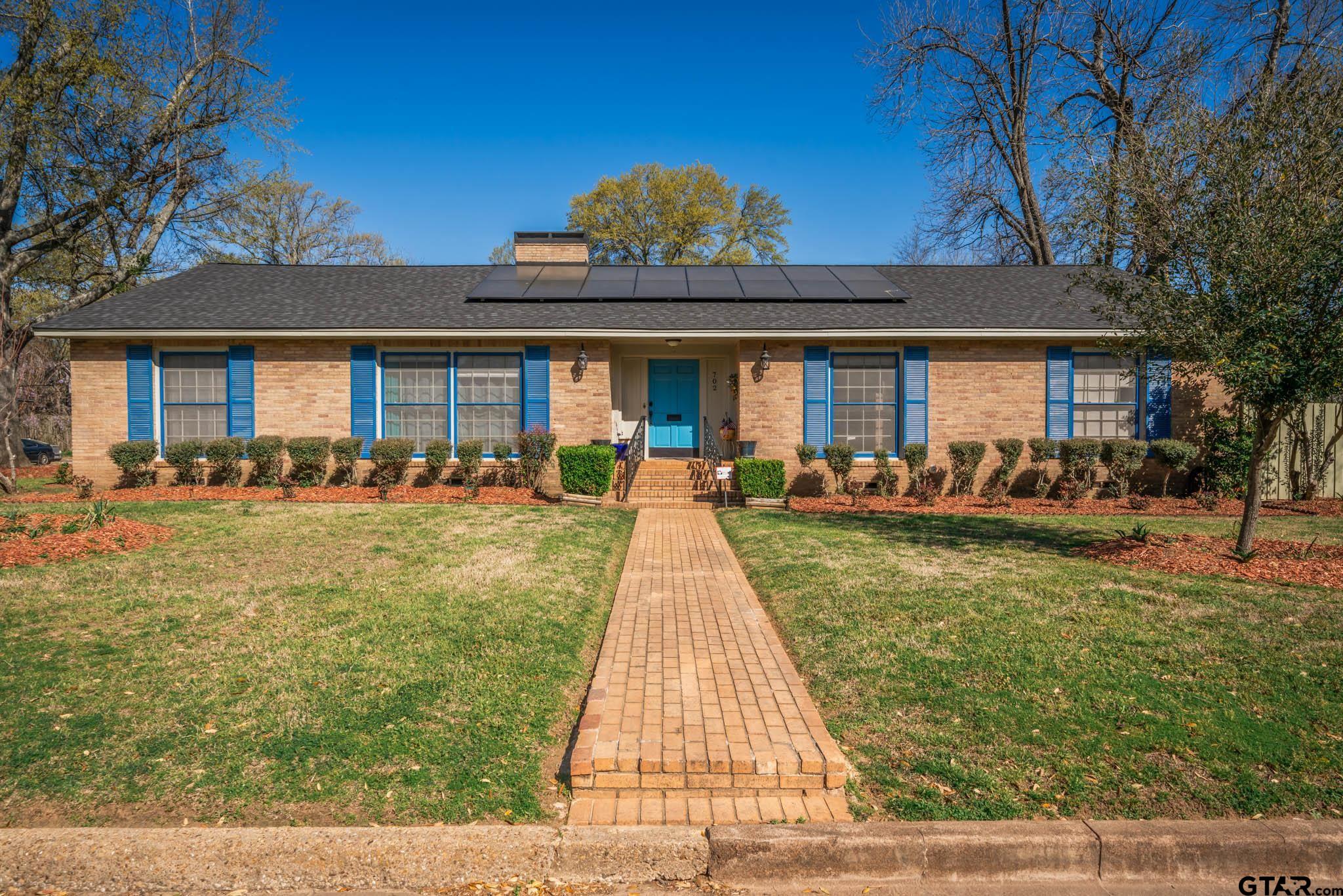 702 El Paso St. Property Photo