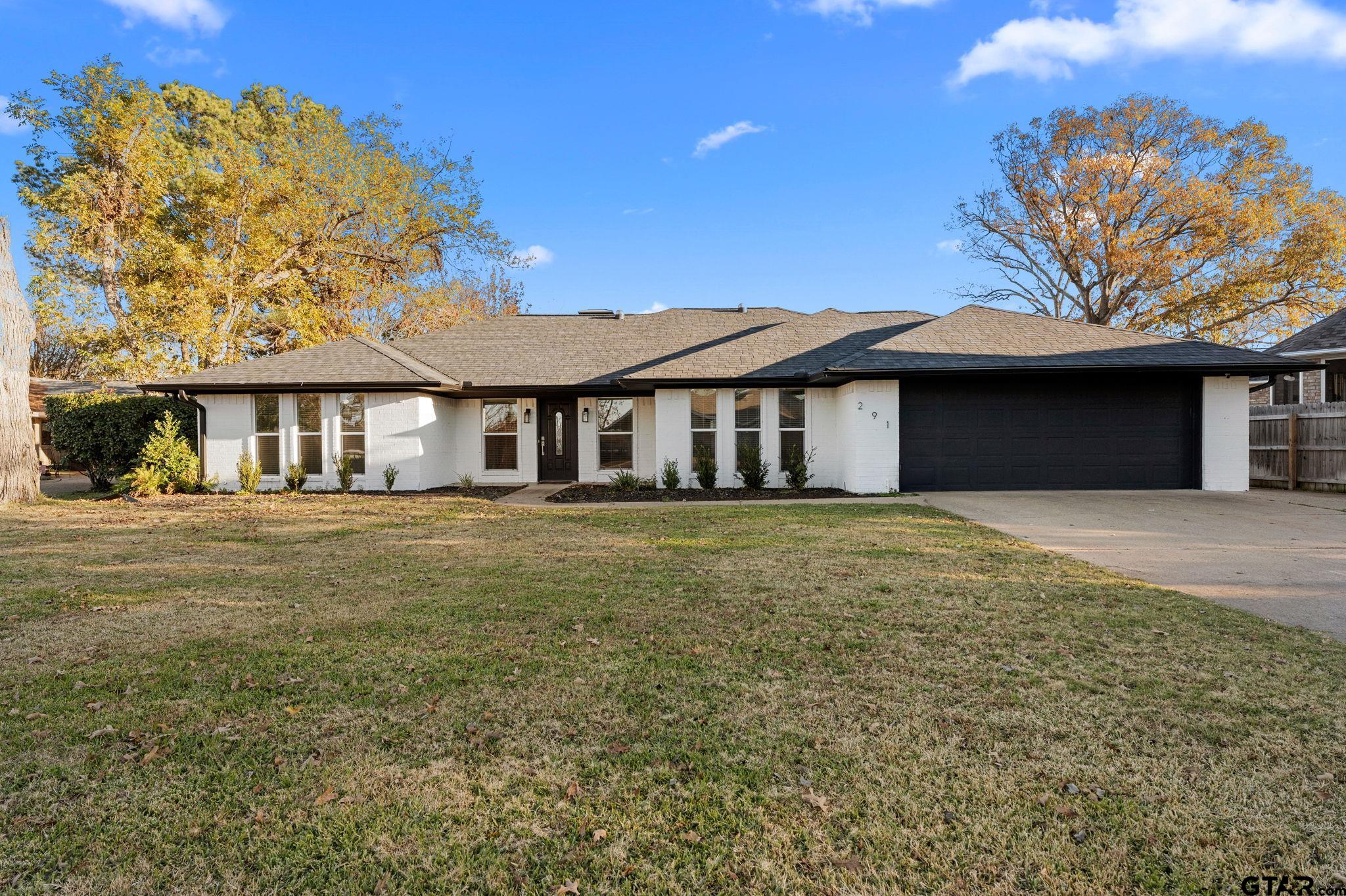 291 N Bay Property Photo